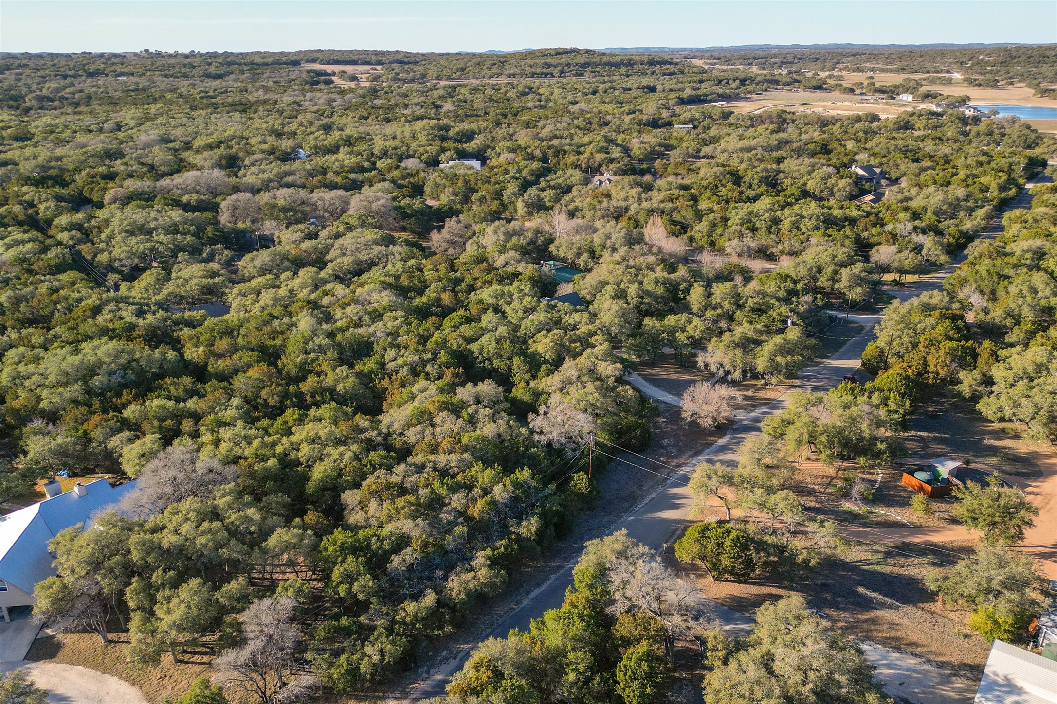 main property photo 11