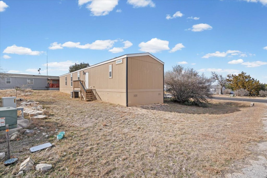 main property photo 26