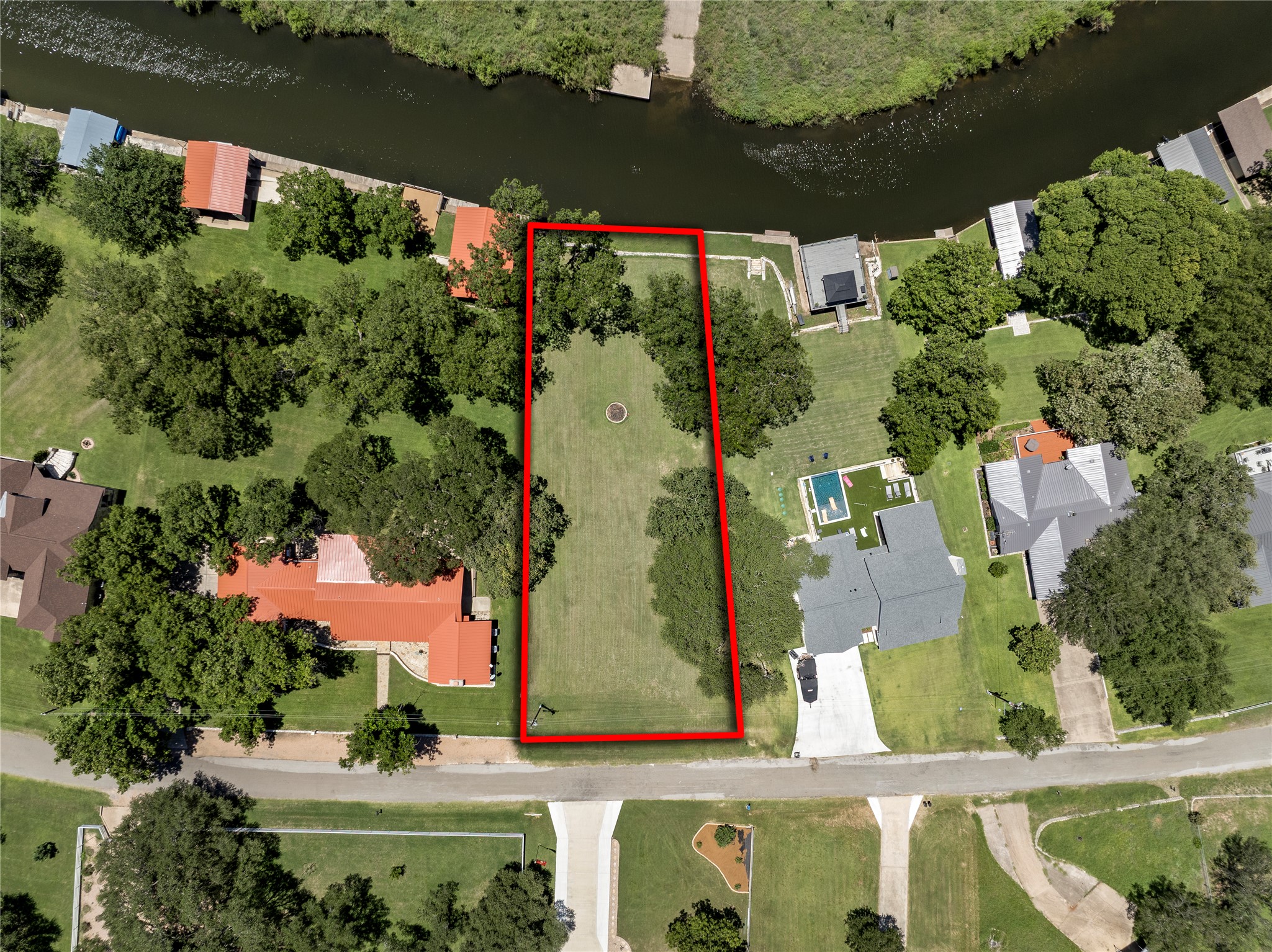 main property photo 2
