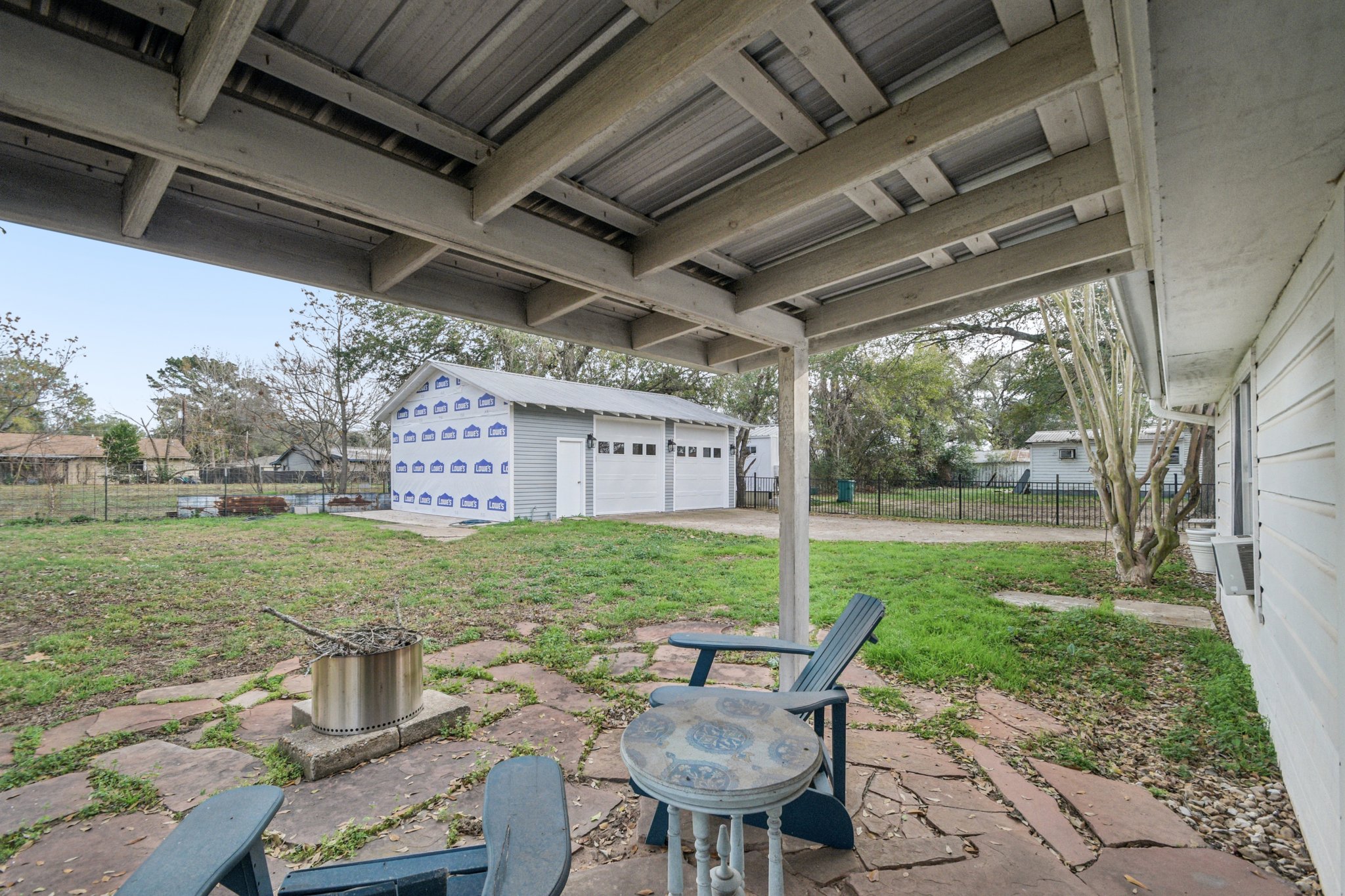 main property photo 25