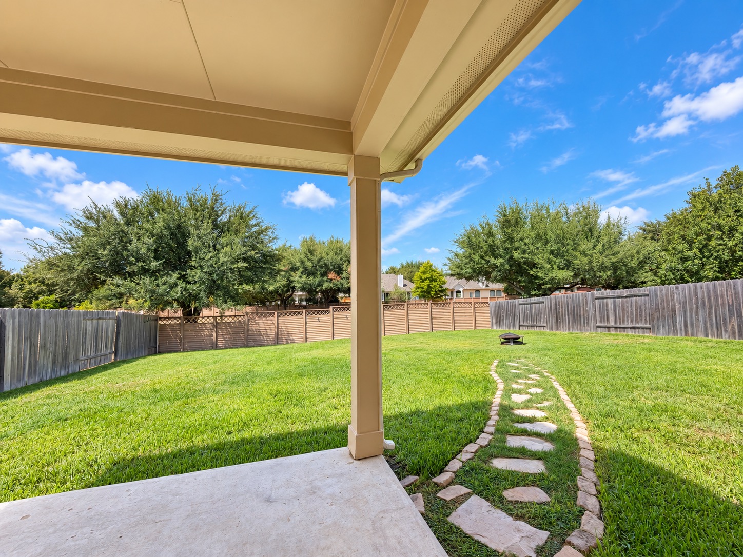 main property photo 38