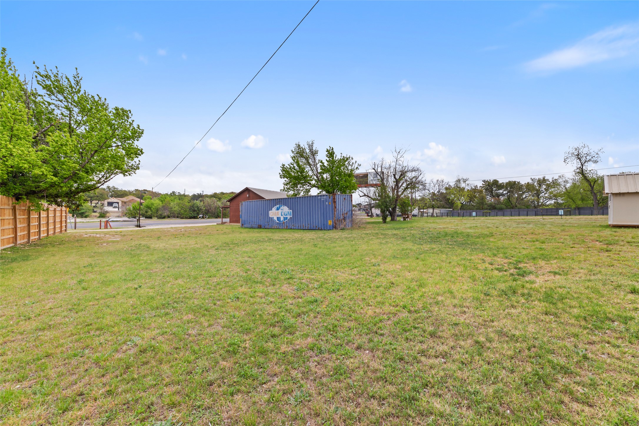 main property photo 4