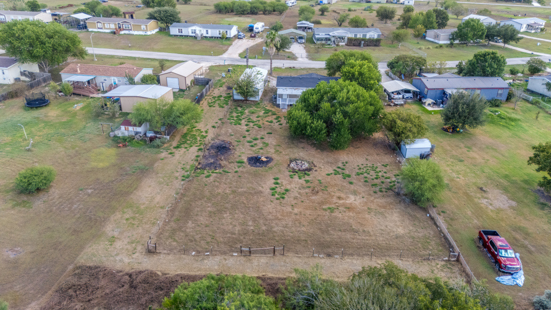 main property photo 27