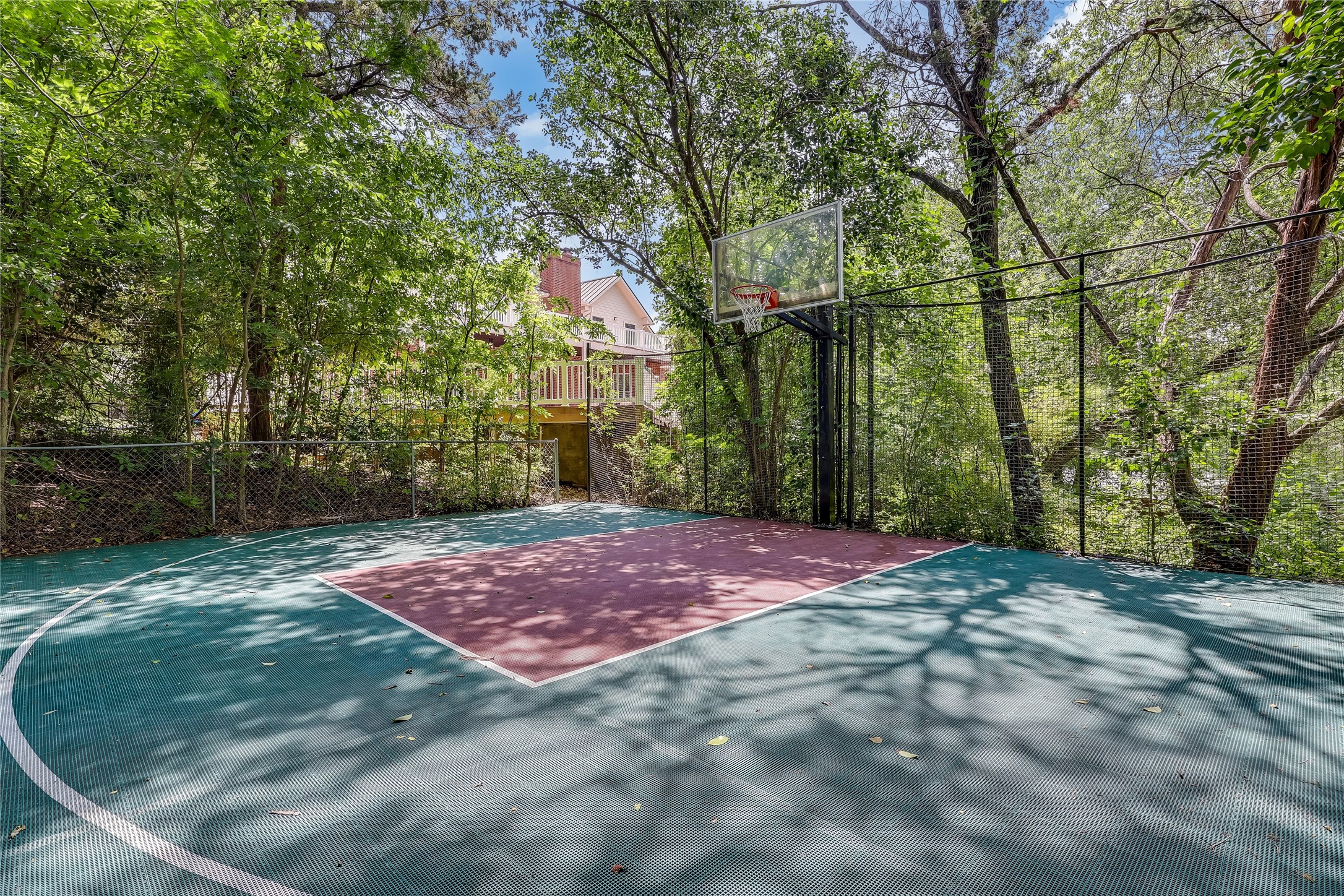 main property photo 33