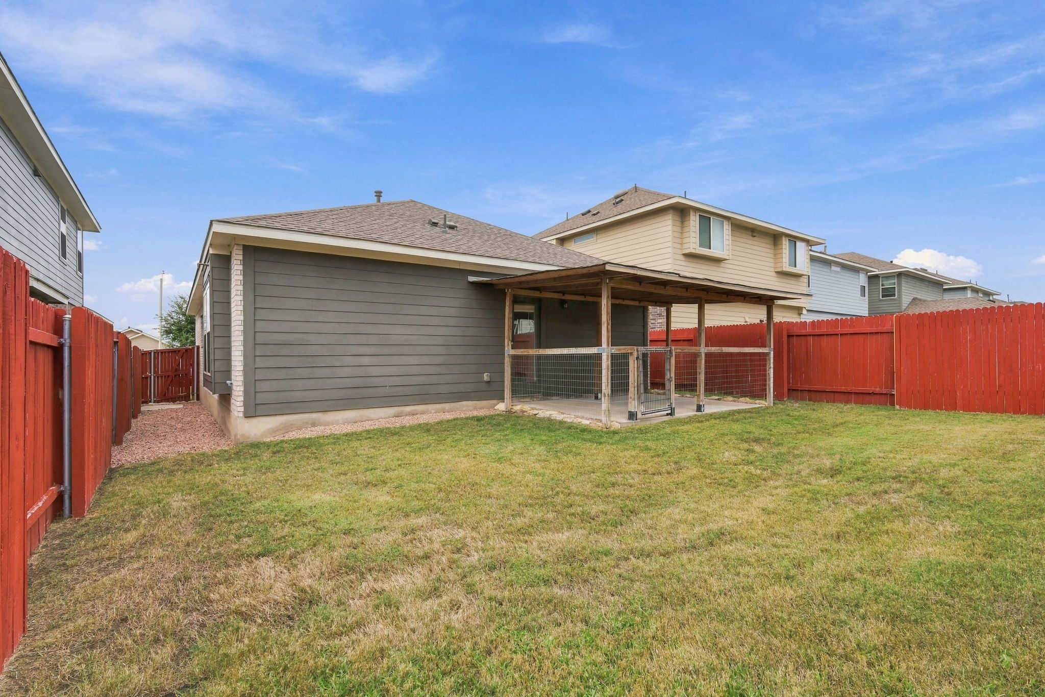 main property photo 24
