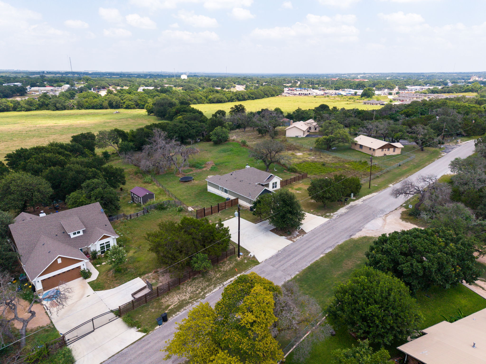 main property photo 29