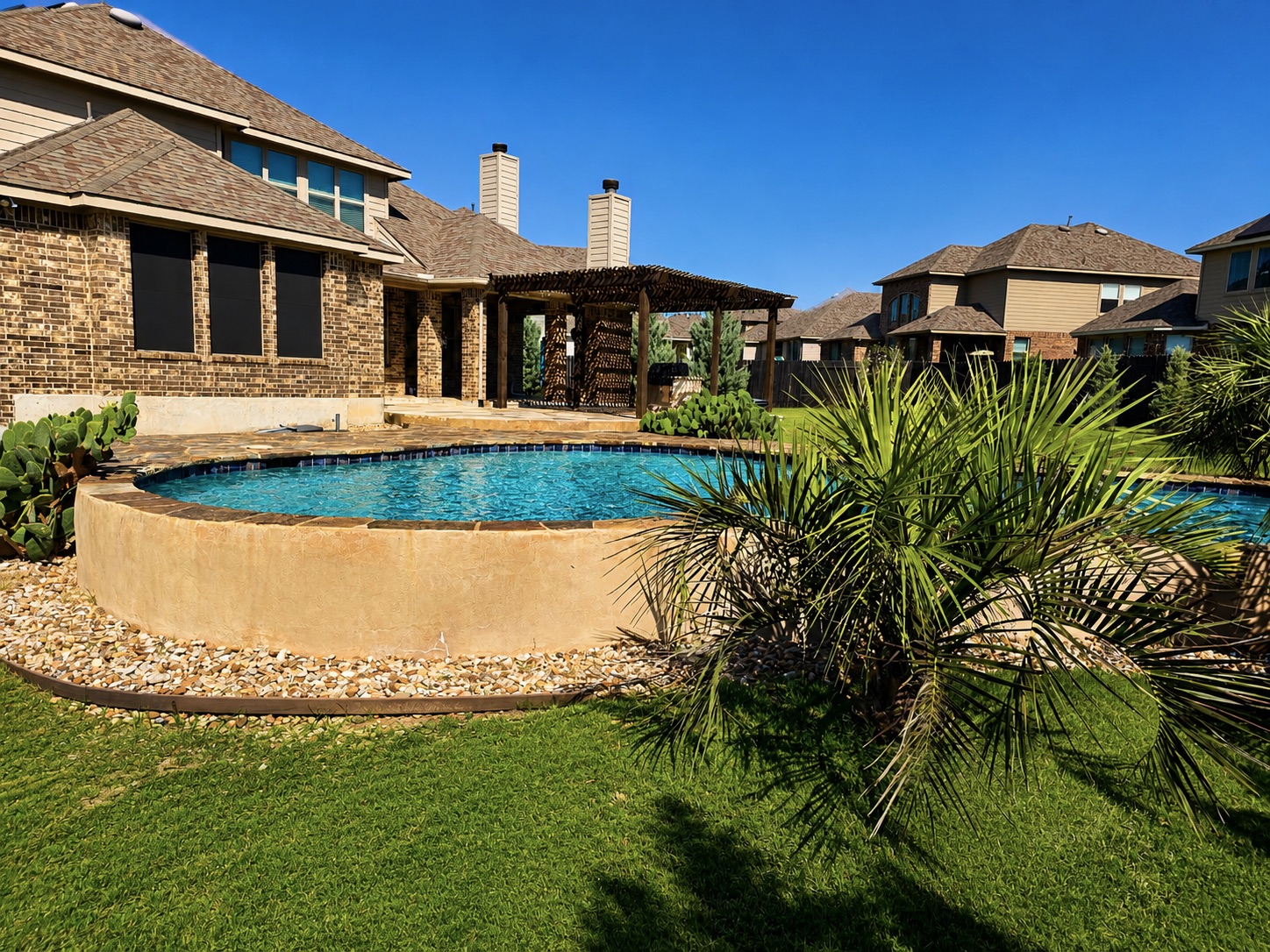 main property photo 2