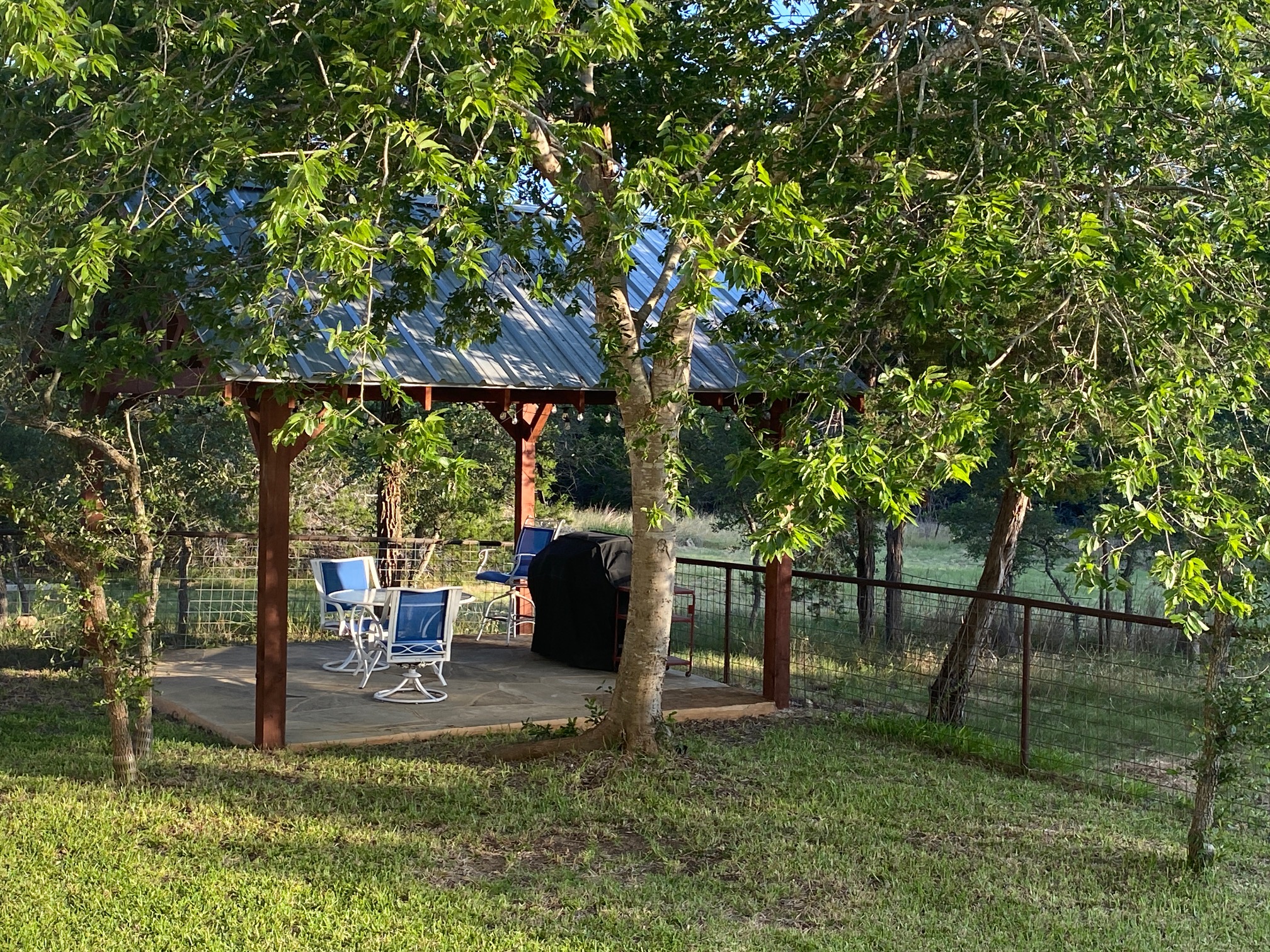 main property photo 21