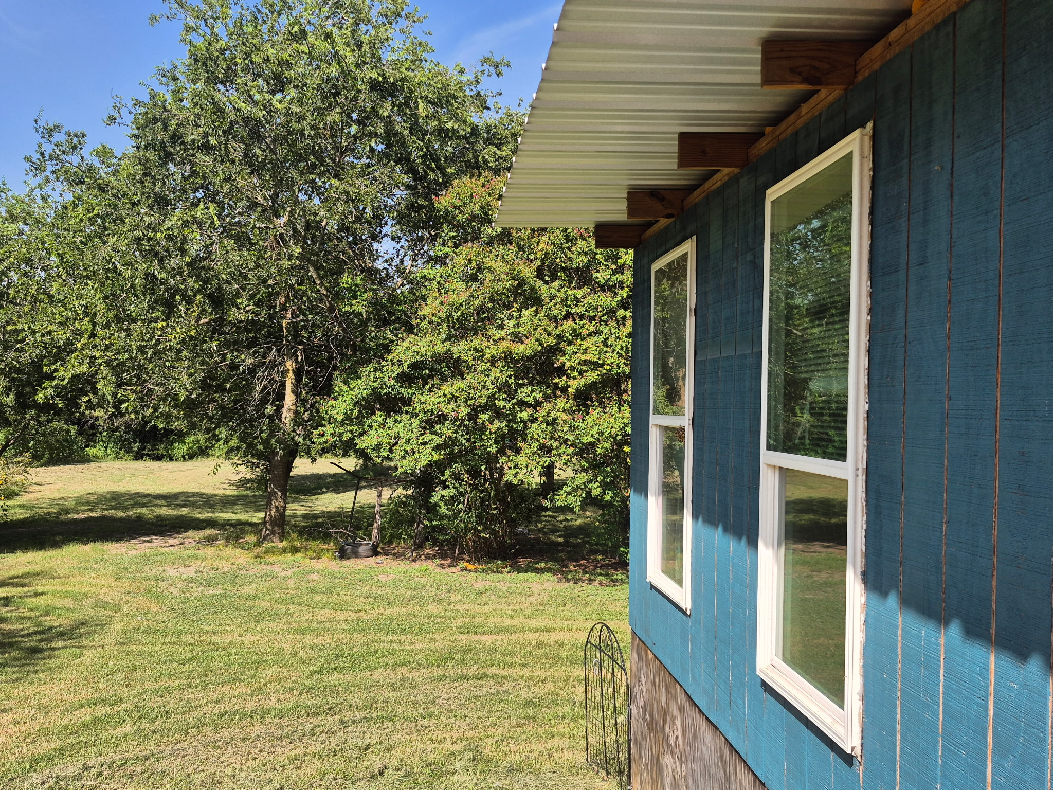 main property photo 16