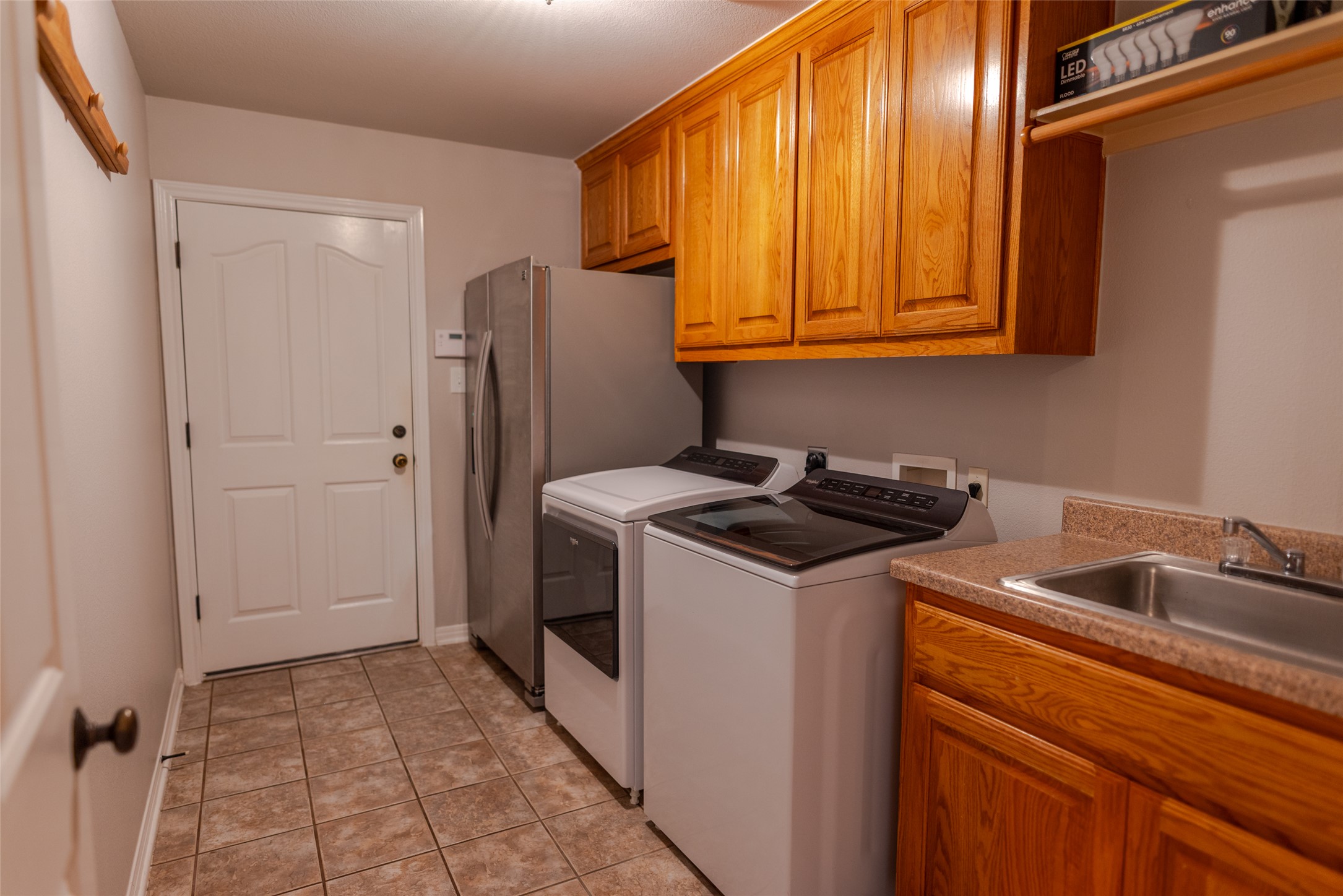 main property photo 21