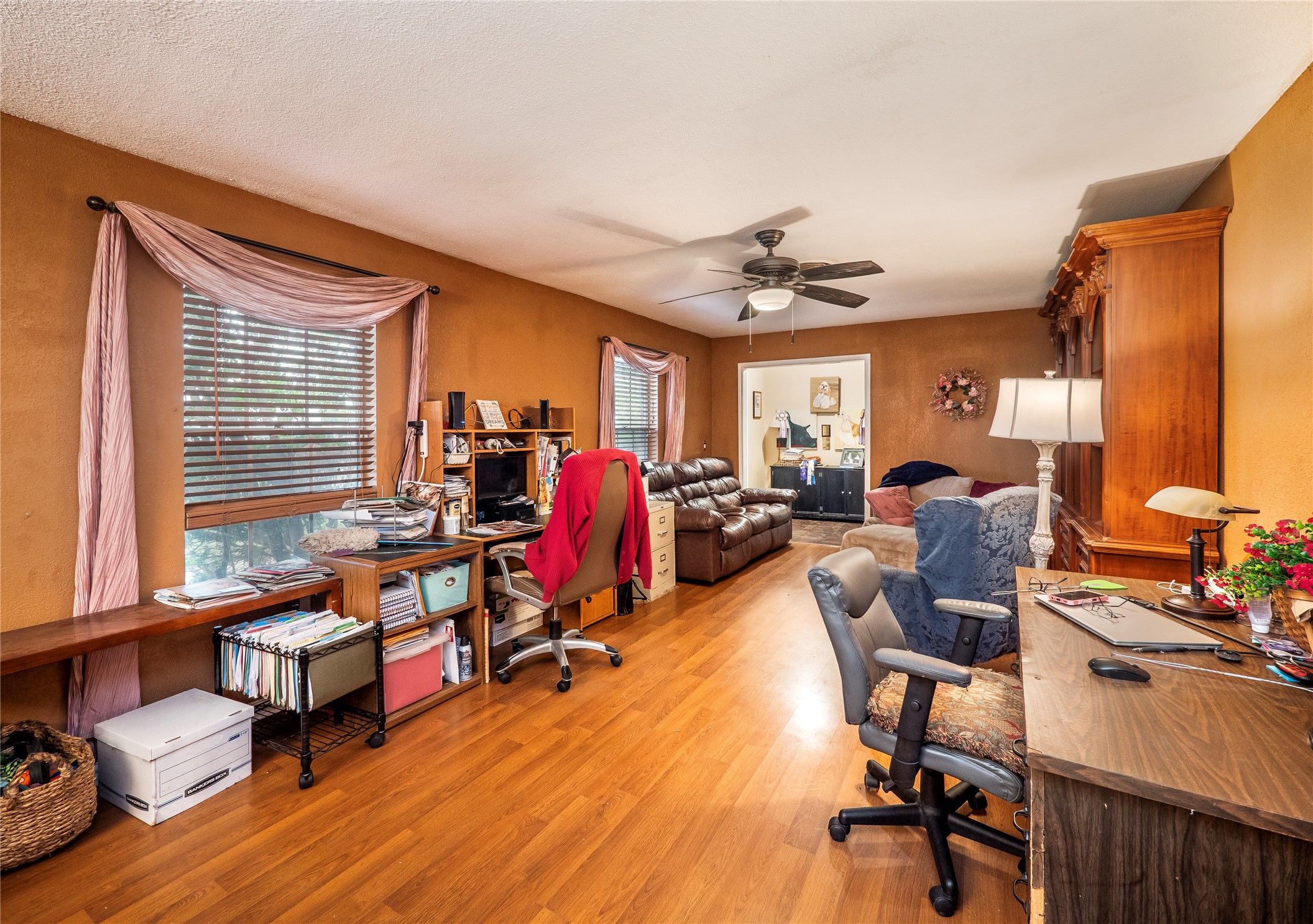 main property photo 20