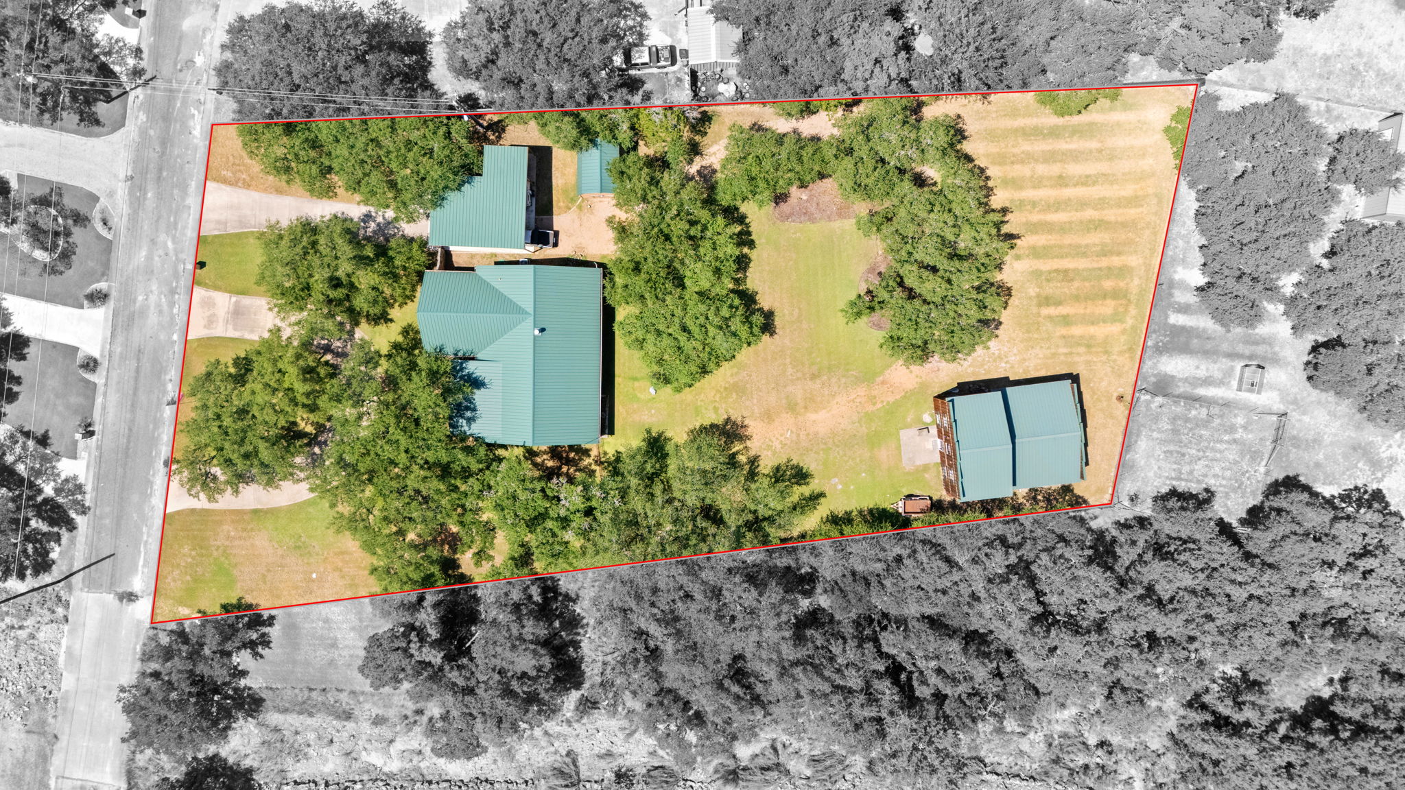 main property photo 31