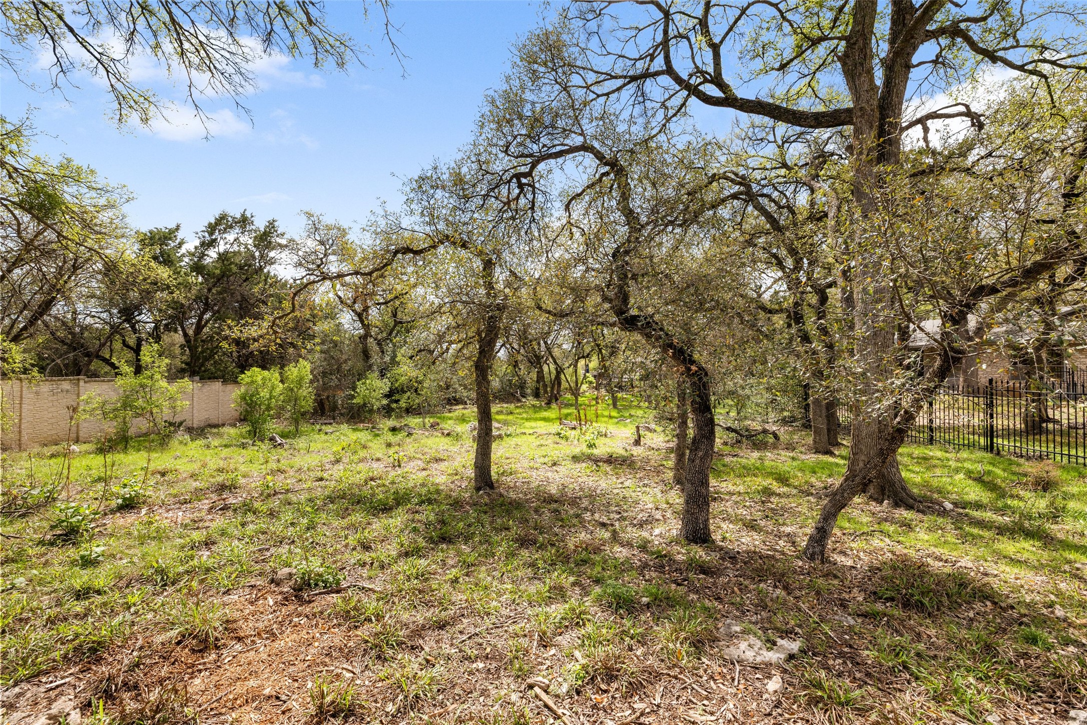 main property photo 24