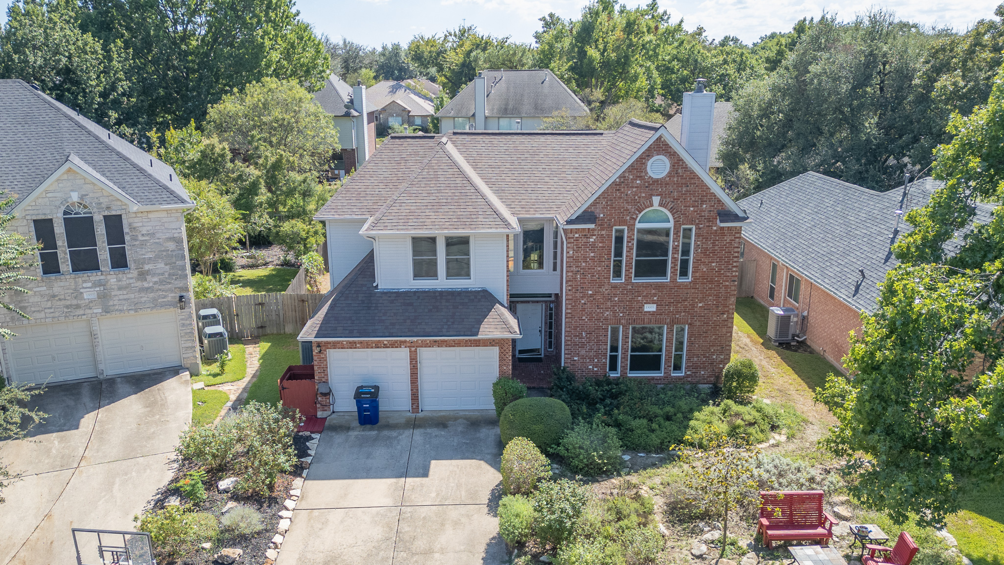 main property photo 20