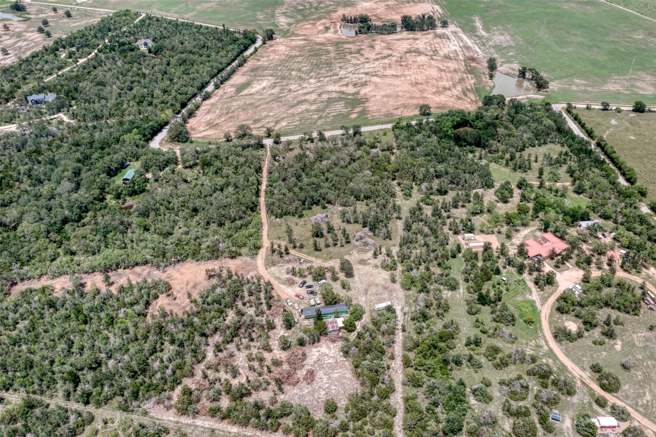 main property photo 16