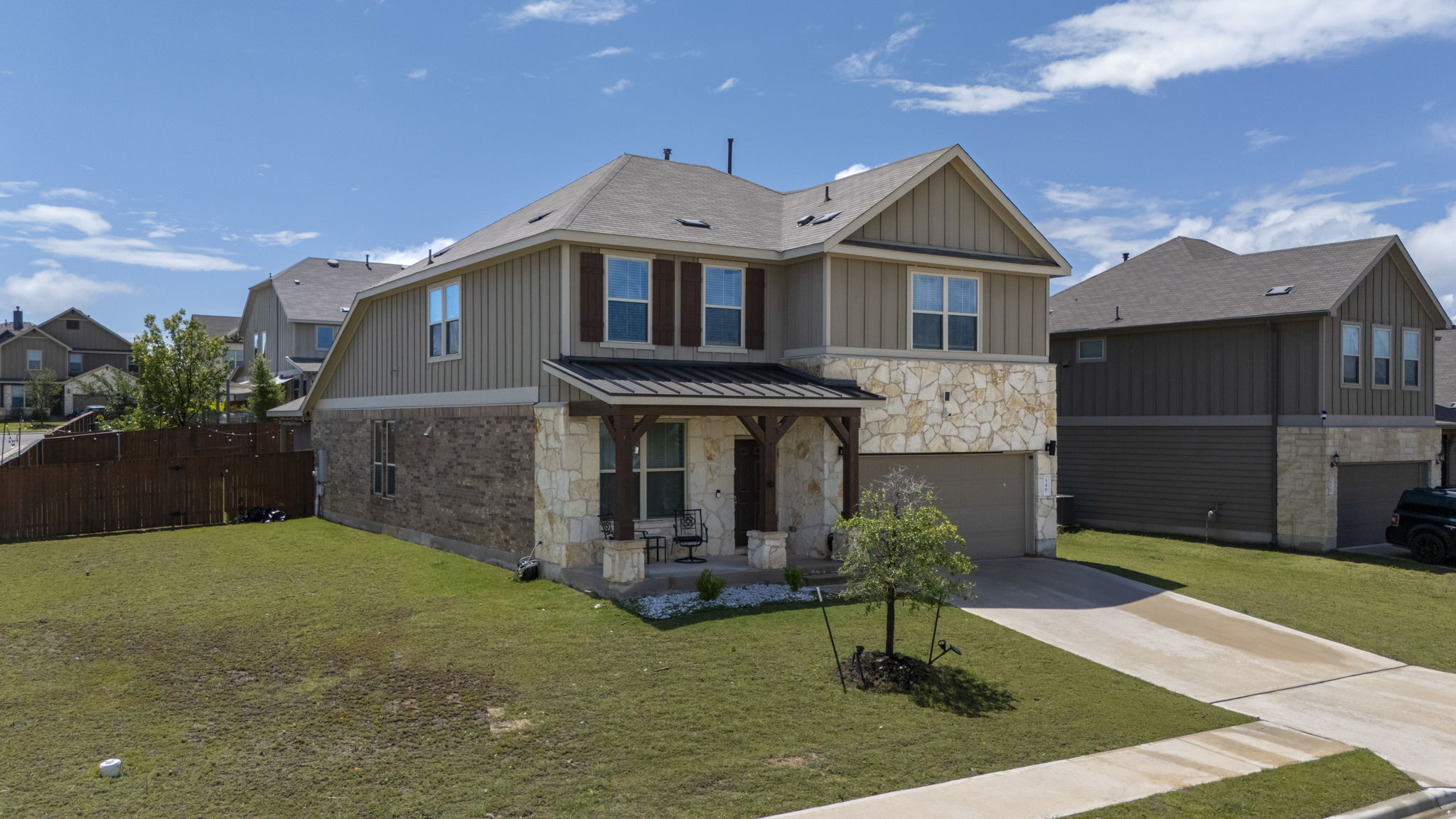 main property photo 33