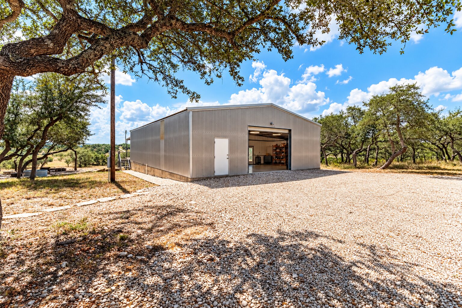 main property photo 20