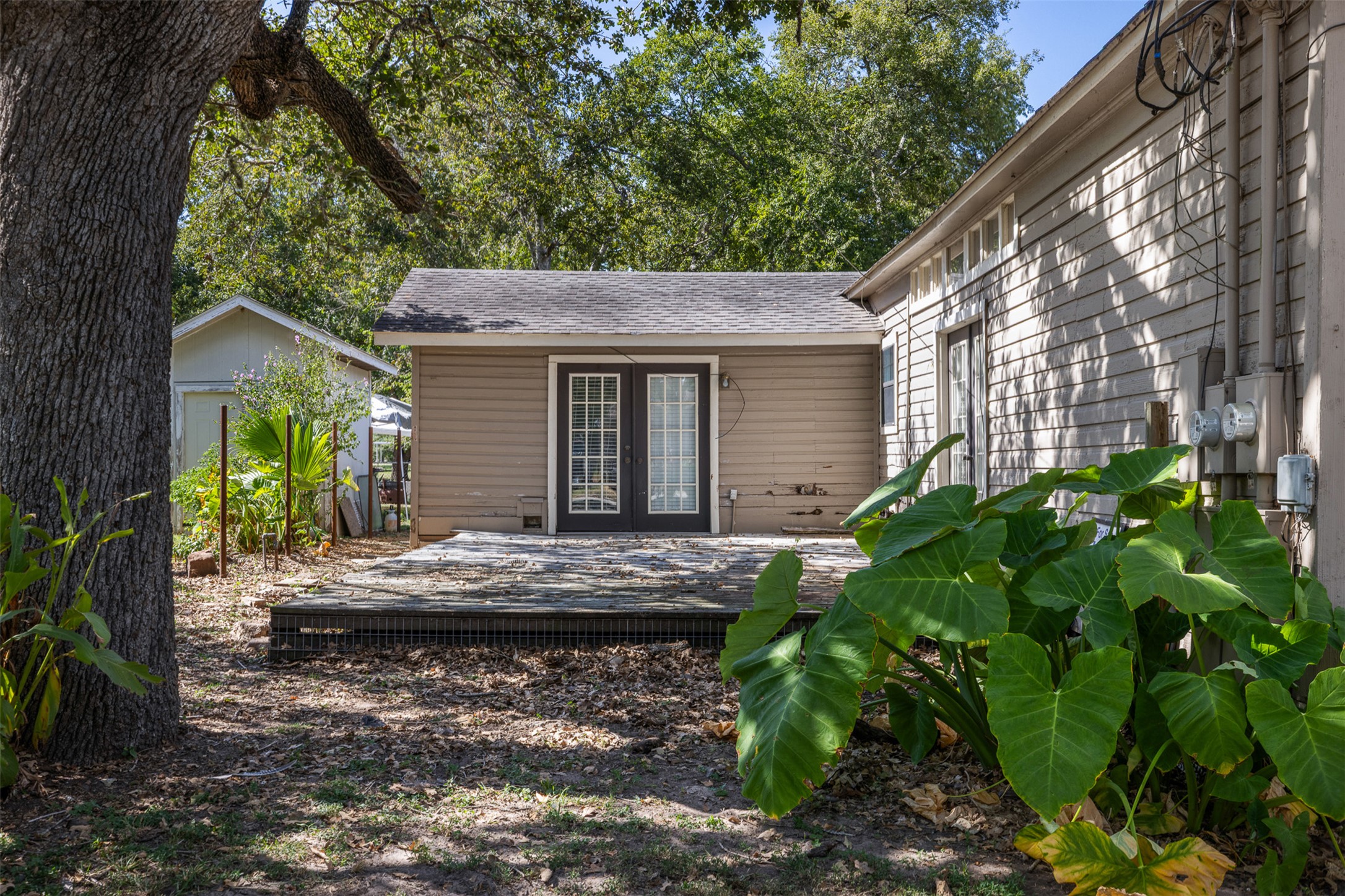 main property photo 22