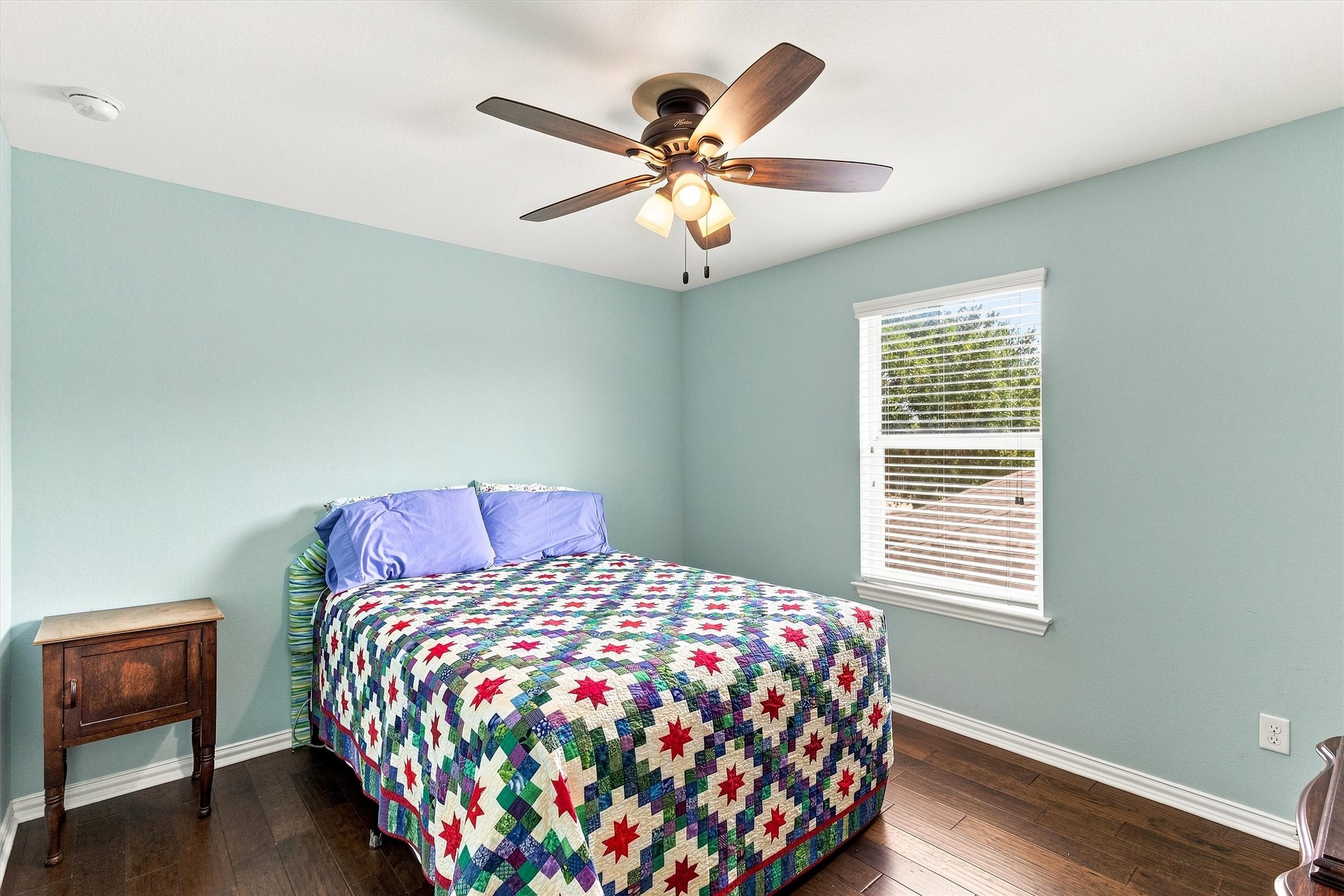 main property photo 23