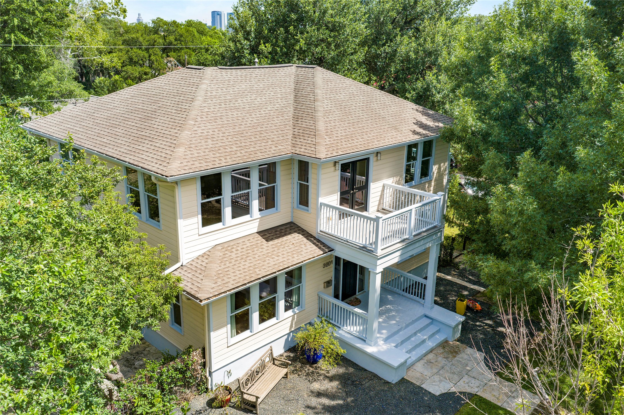 main property photo 39