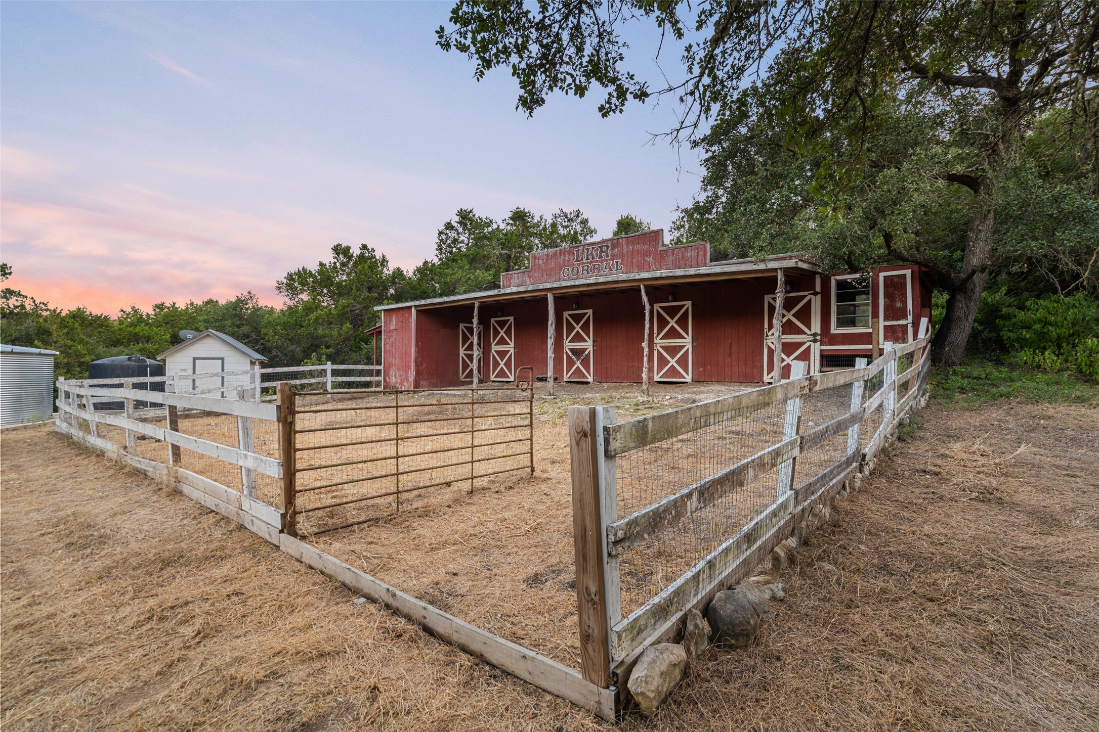 main property photo 35