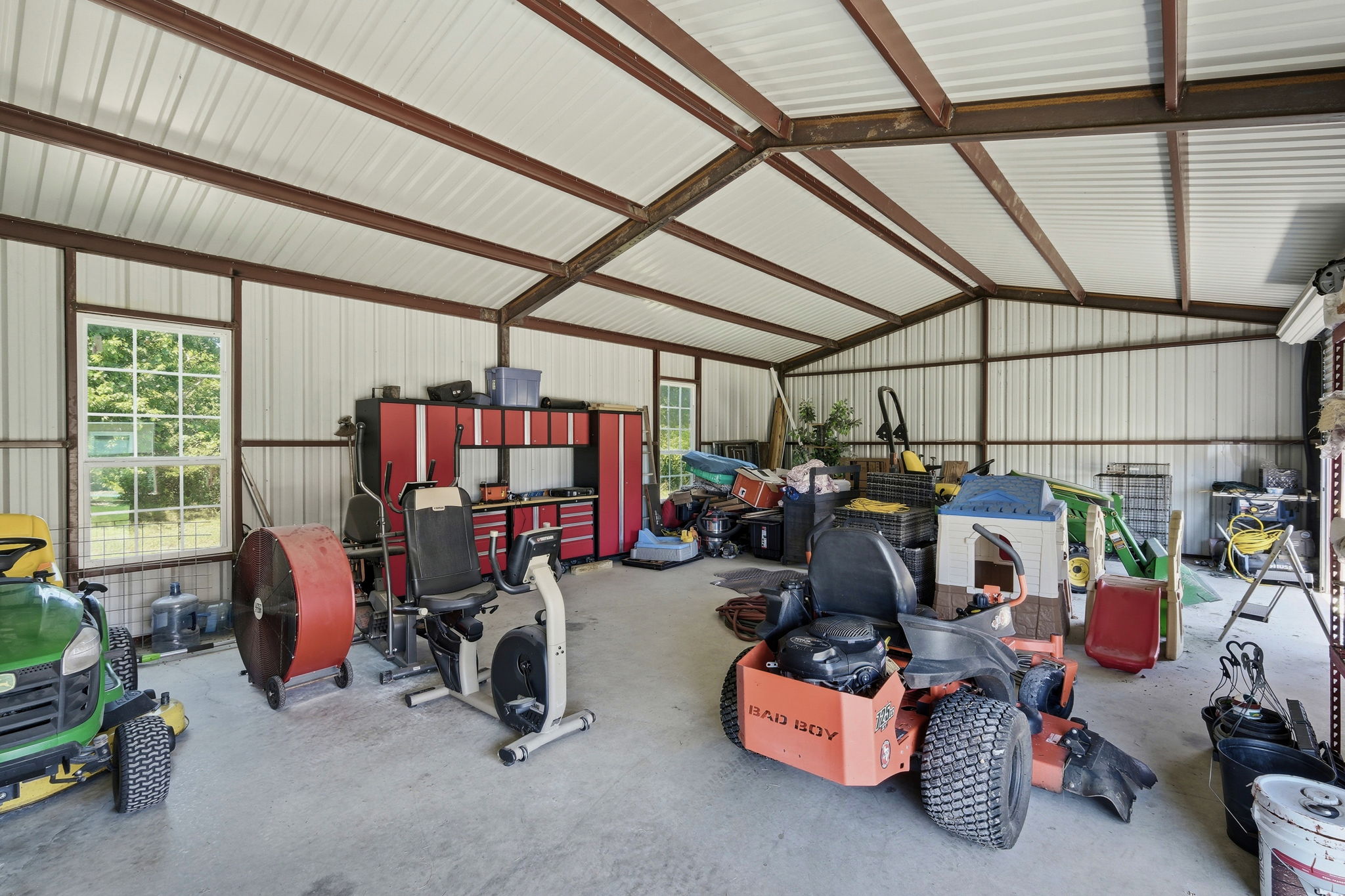 main property photo 35