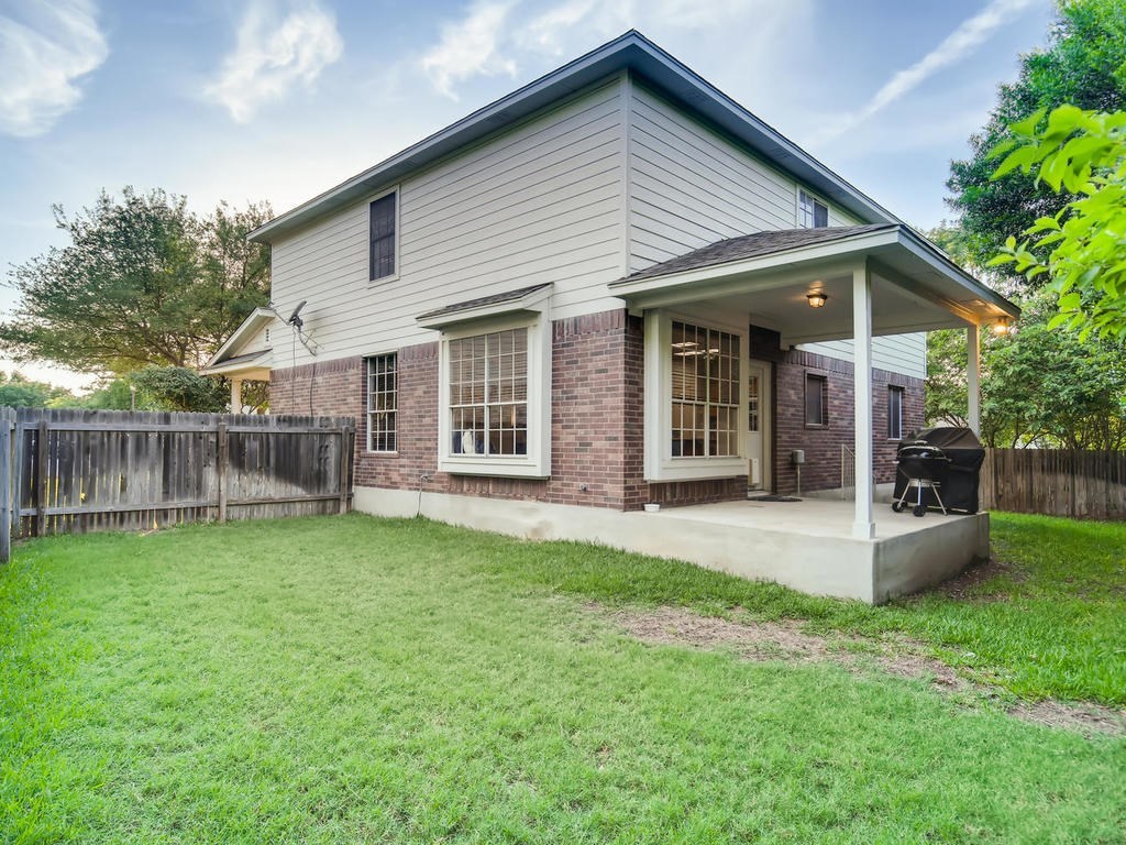 main property photo 17