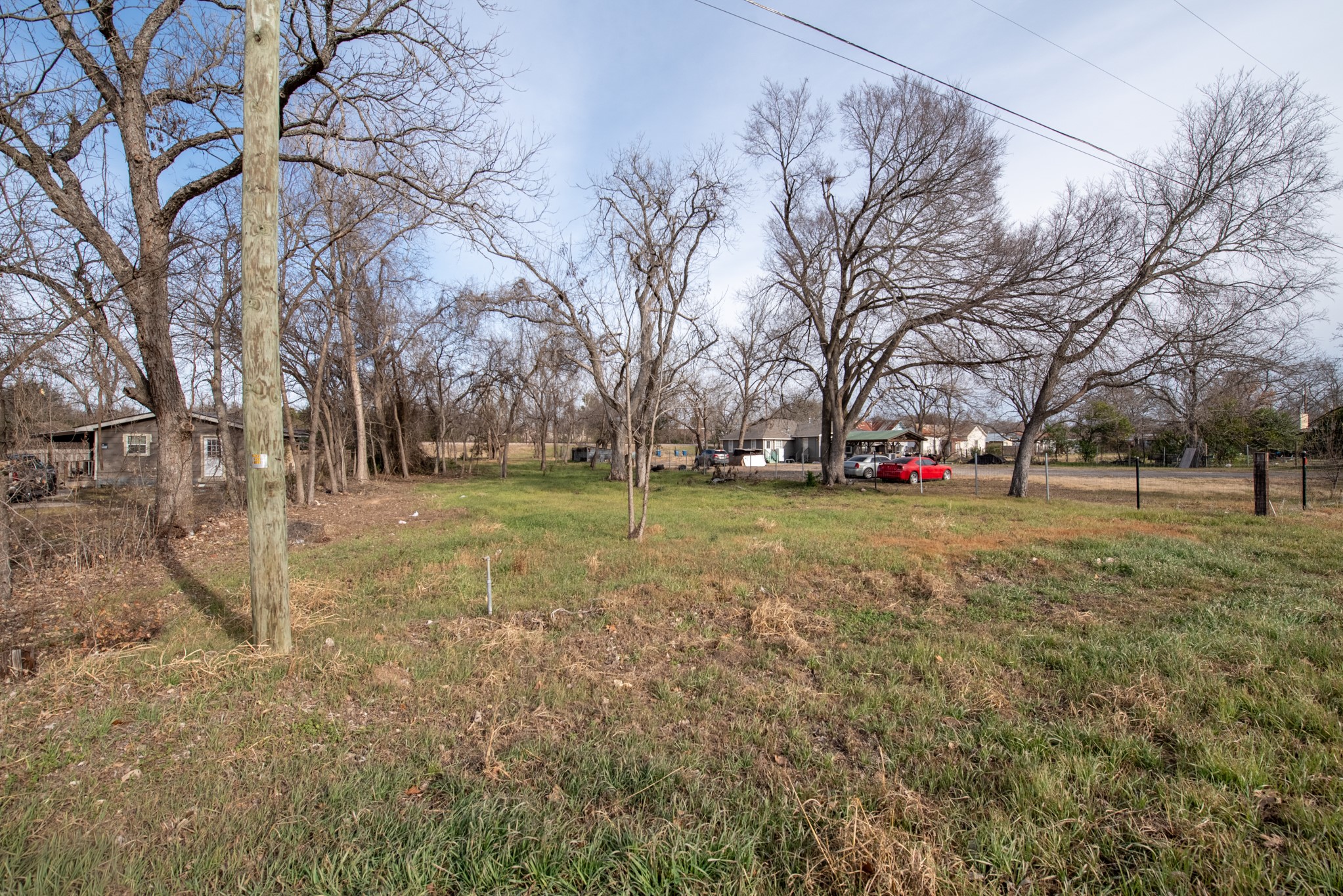 main property photo 28