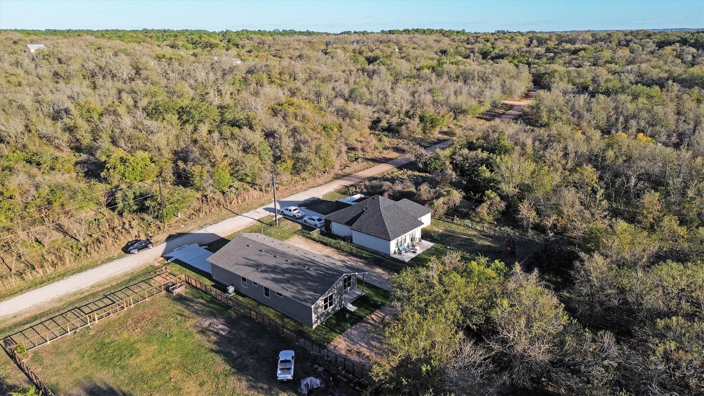 main property photo 32