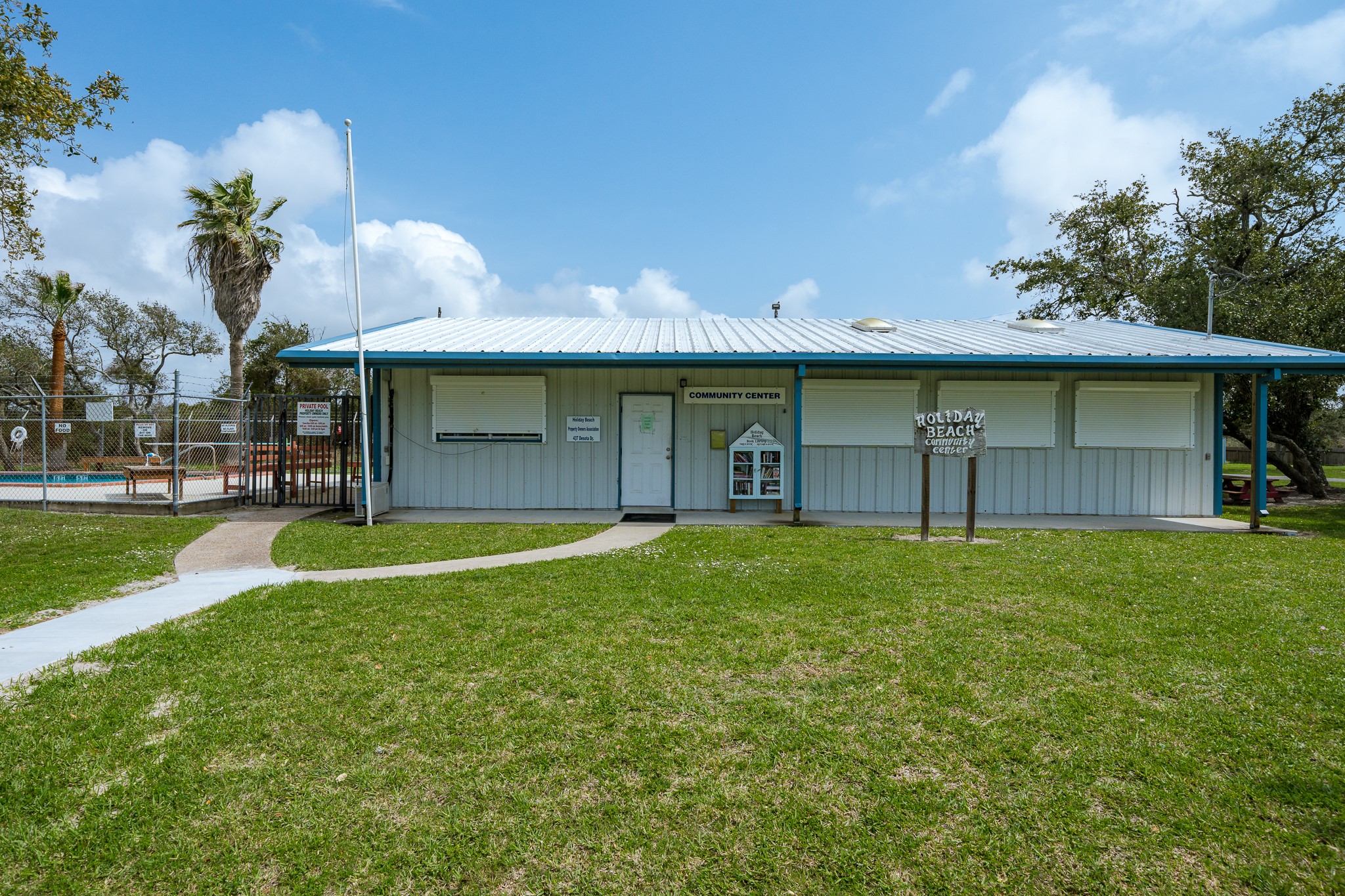 main property photo 36