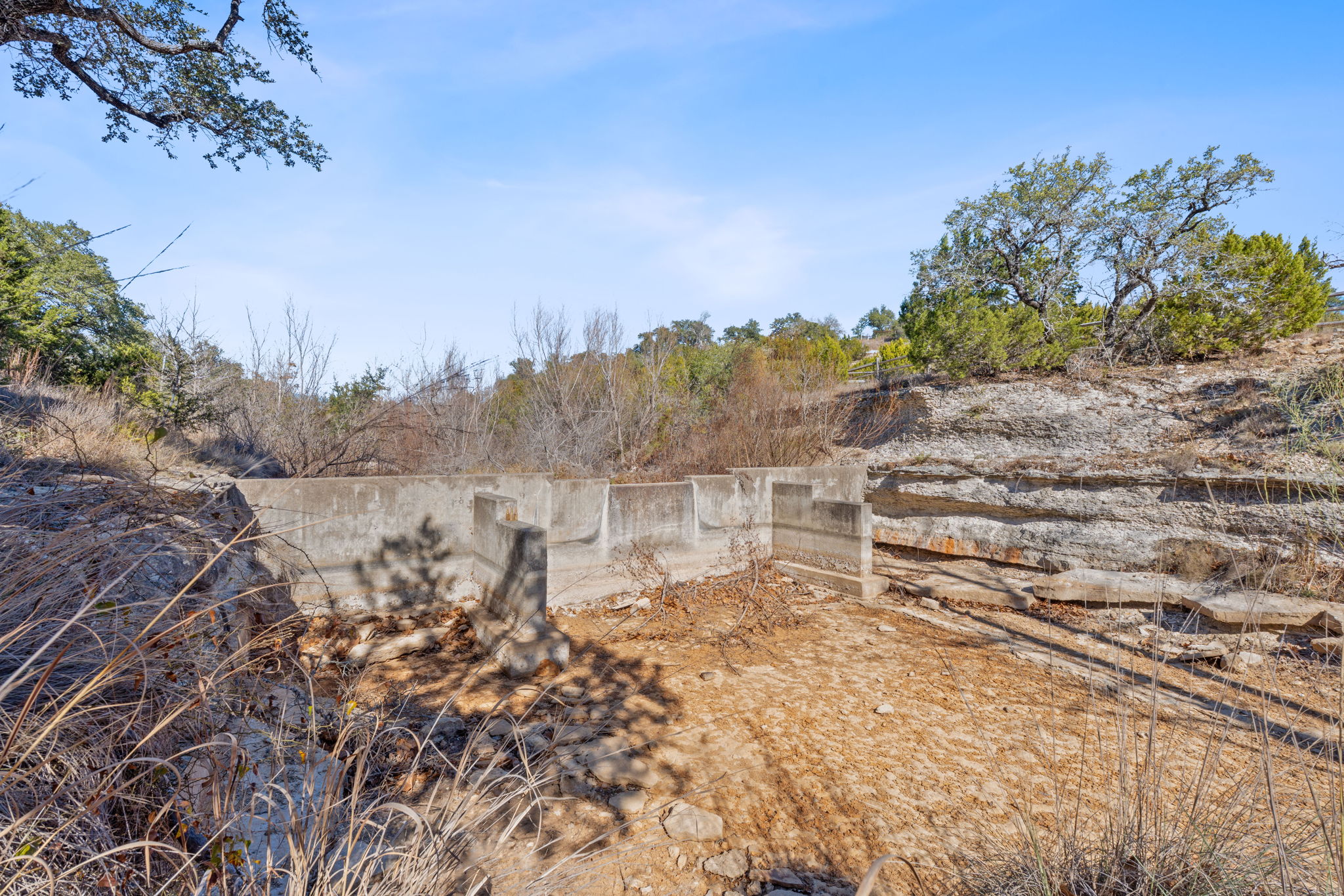 main property photo 23