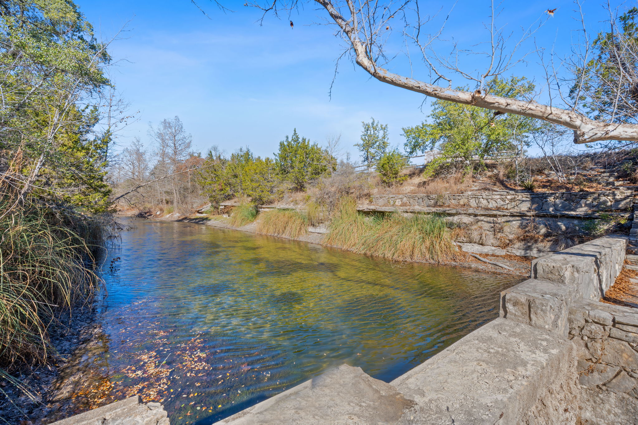 main property photo 27