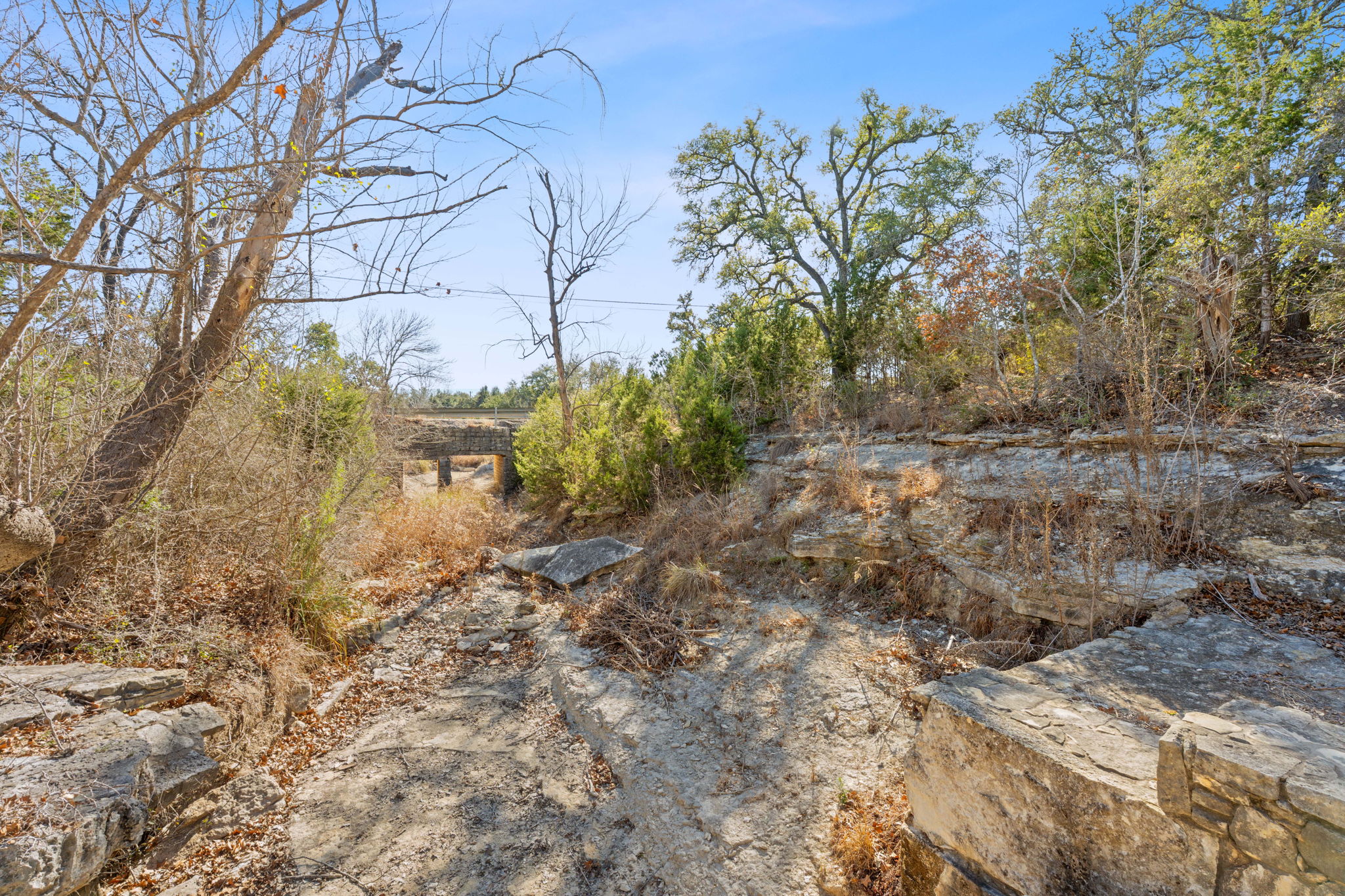 main property photo 31