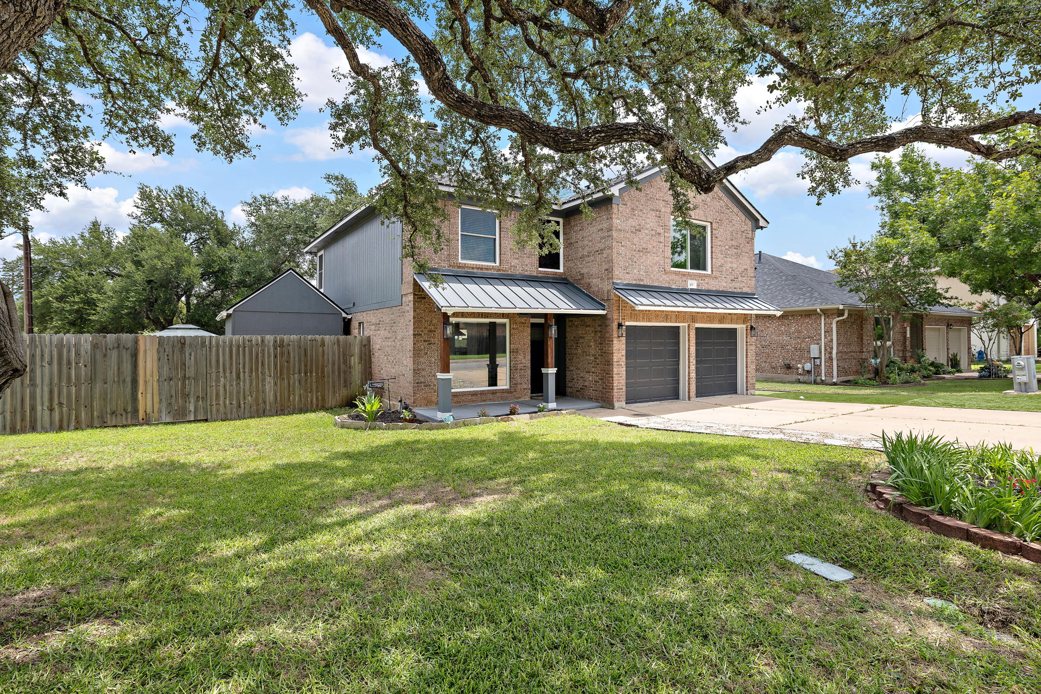 main property photo 4