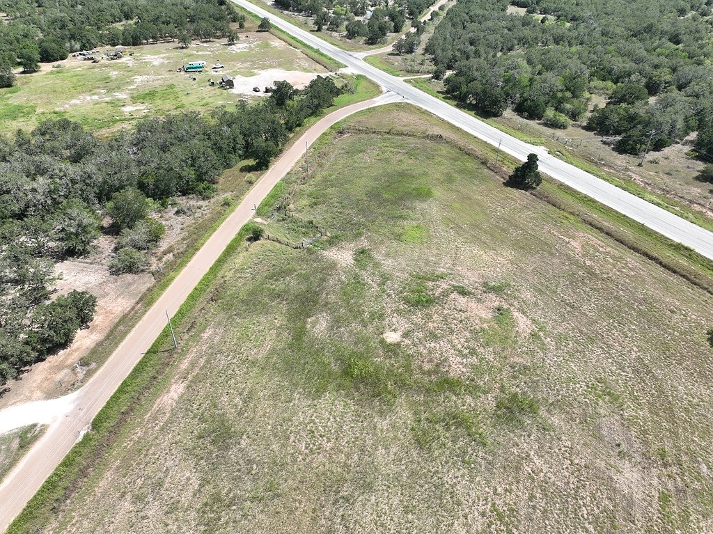 main property photo 10