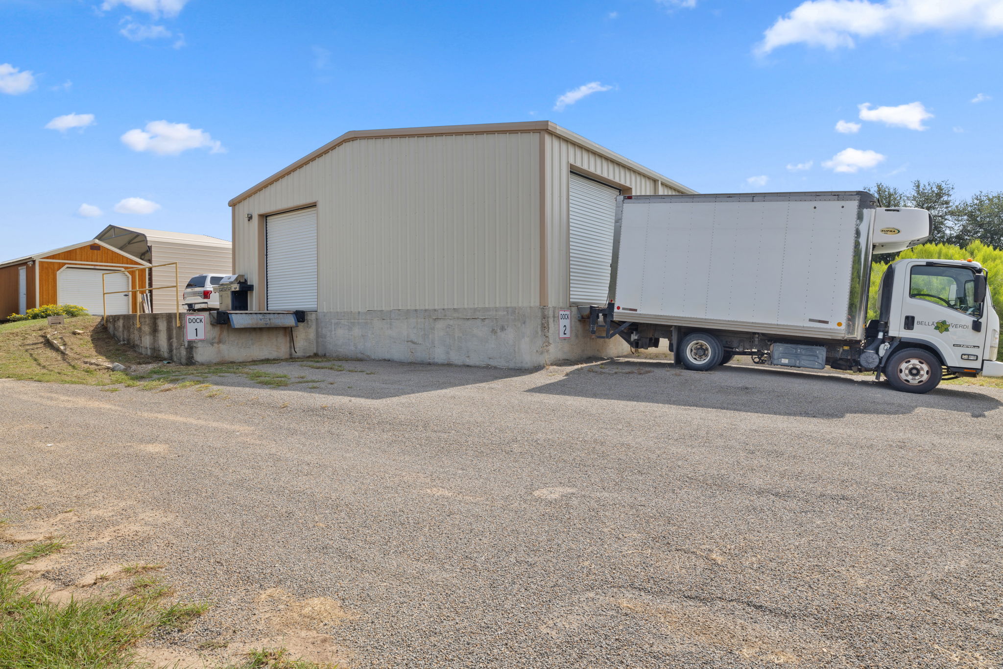 main property photo 7