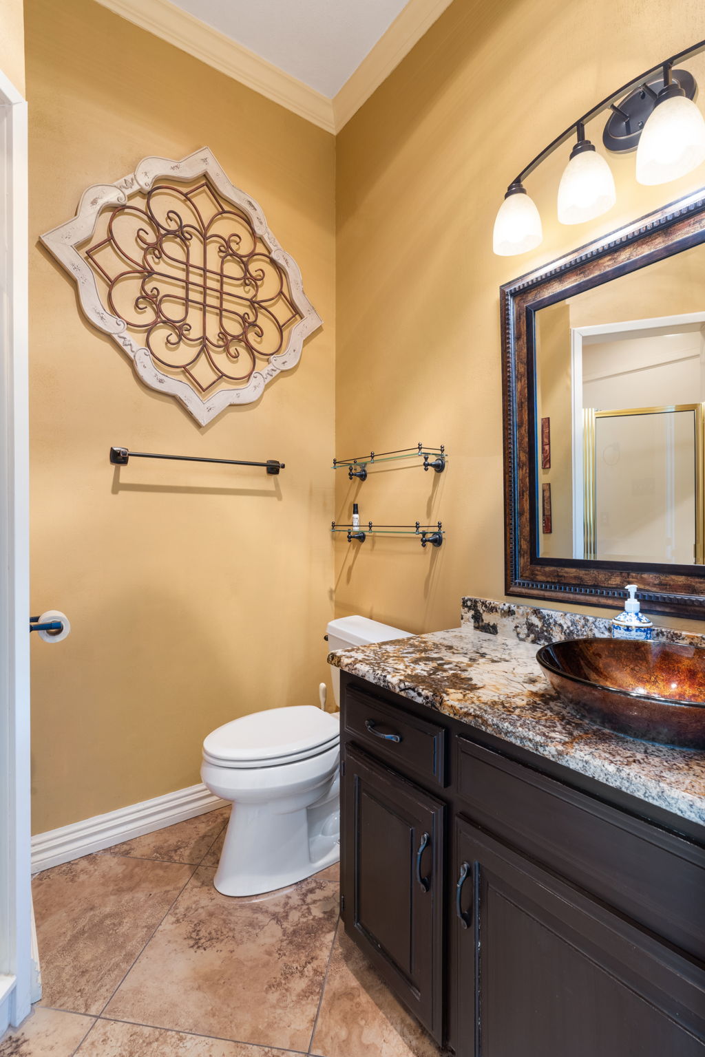 main property photo 12