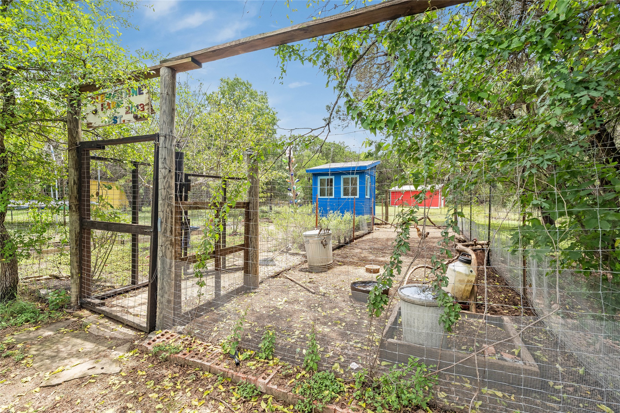 main property photo 31