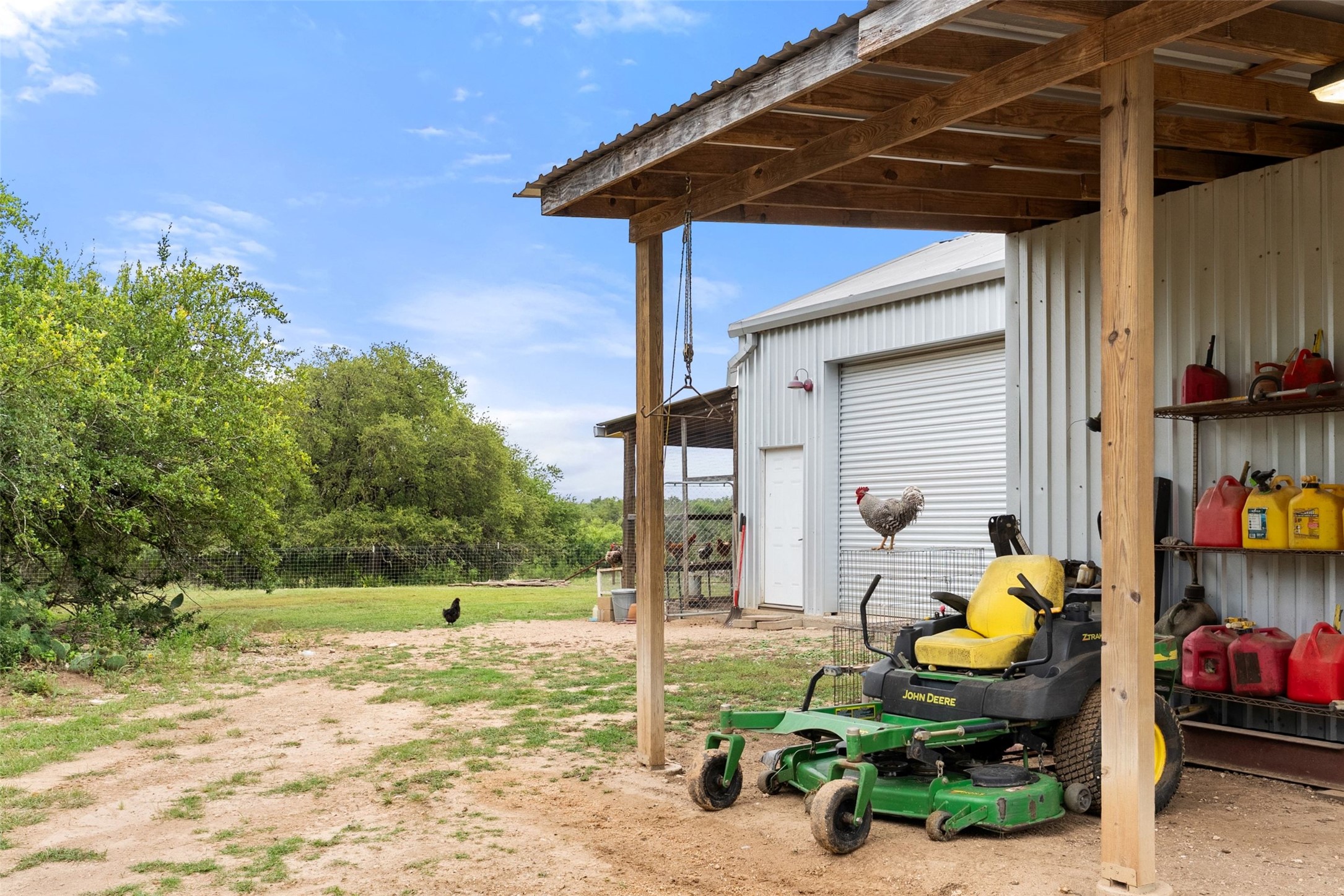 main property photo 36