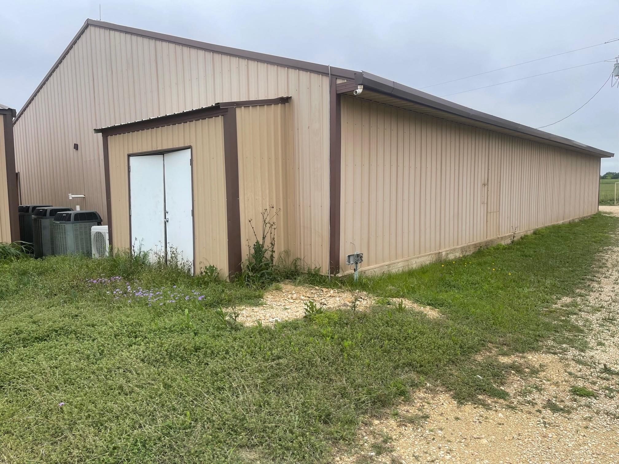 main property photo 12