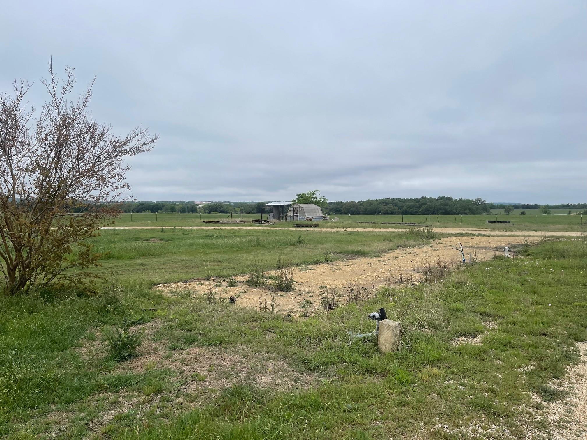 main property photo 19