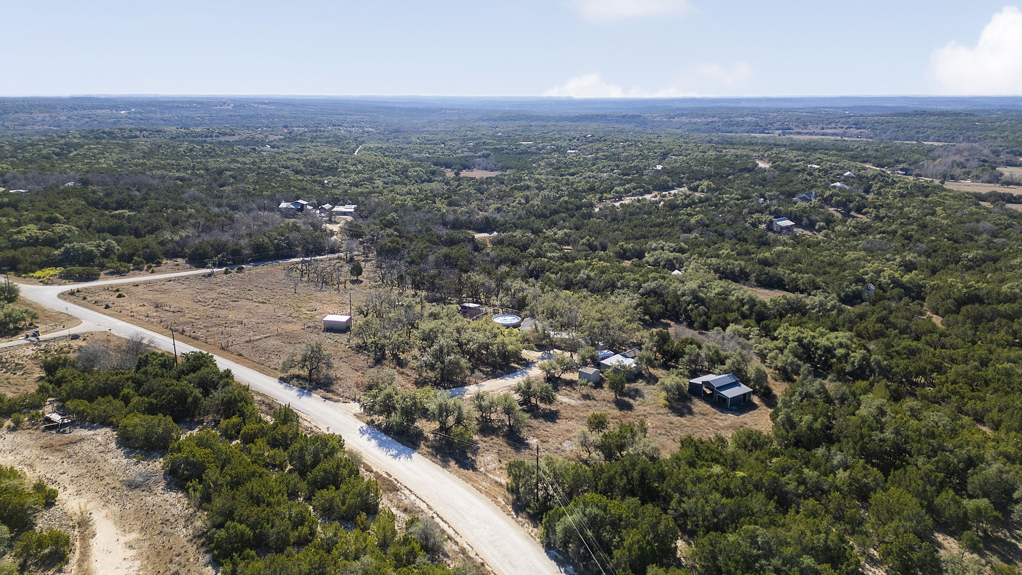 main property photo 31