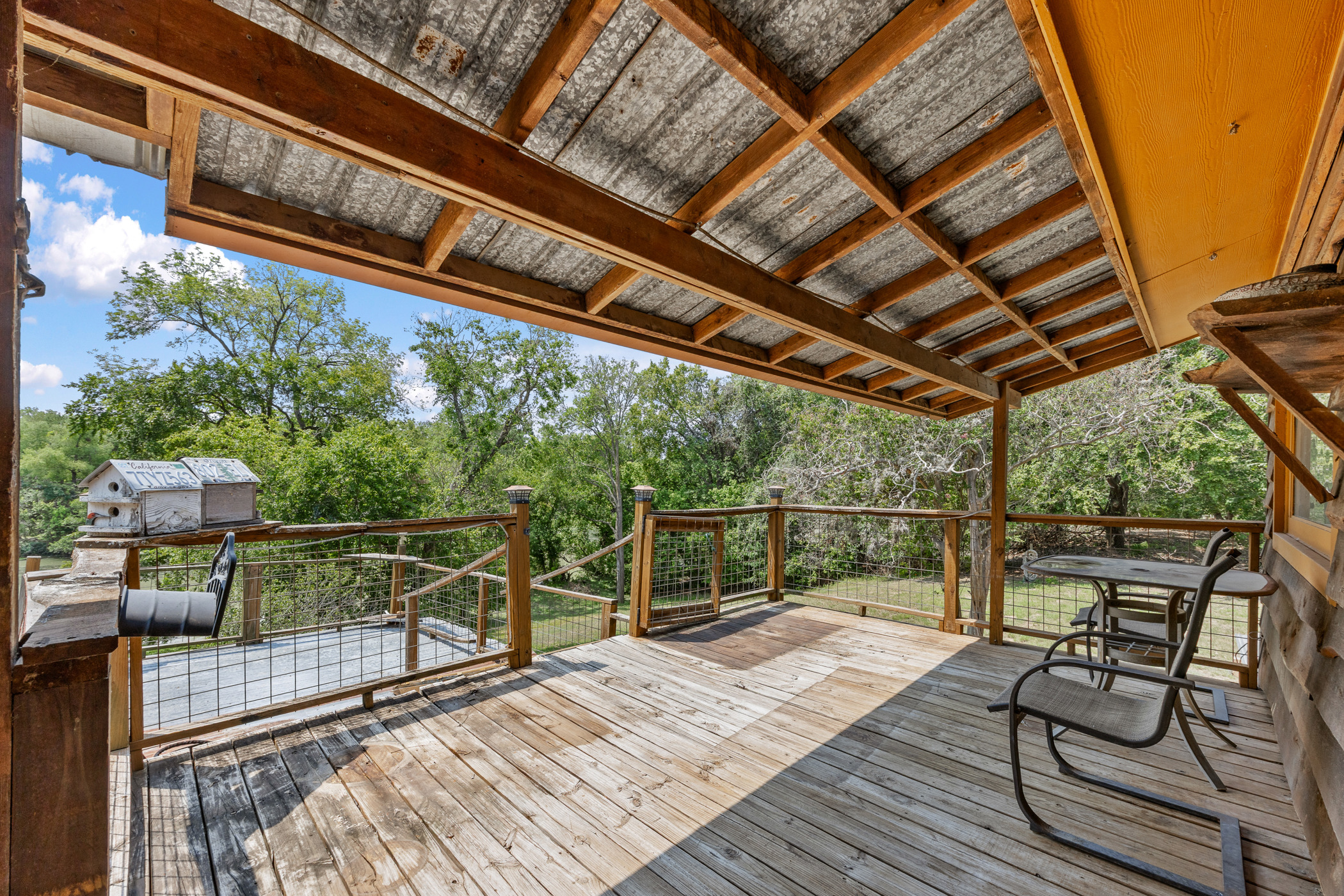 main property photo 30