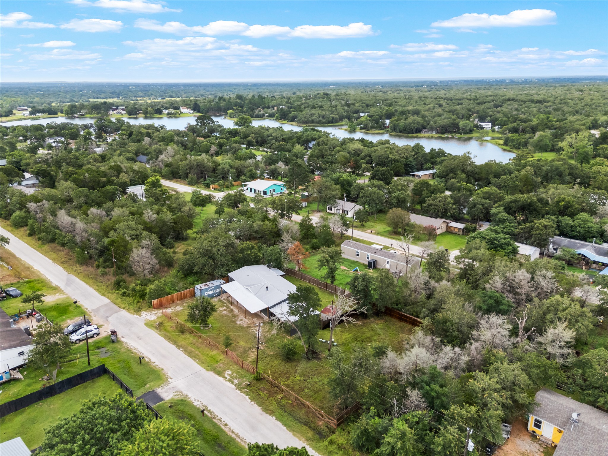 main property photo 32