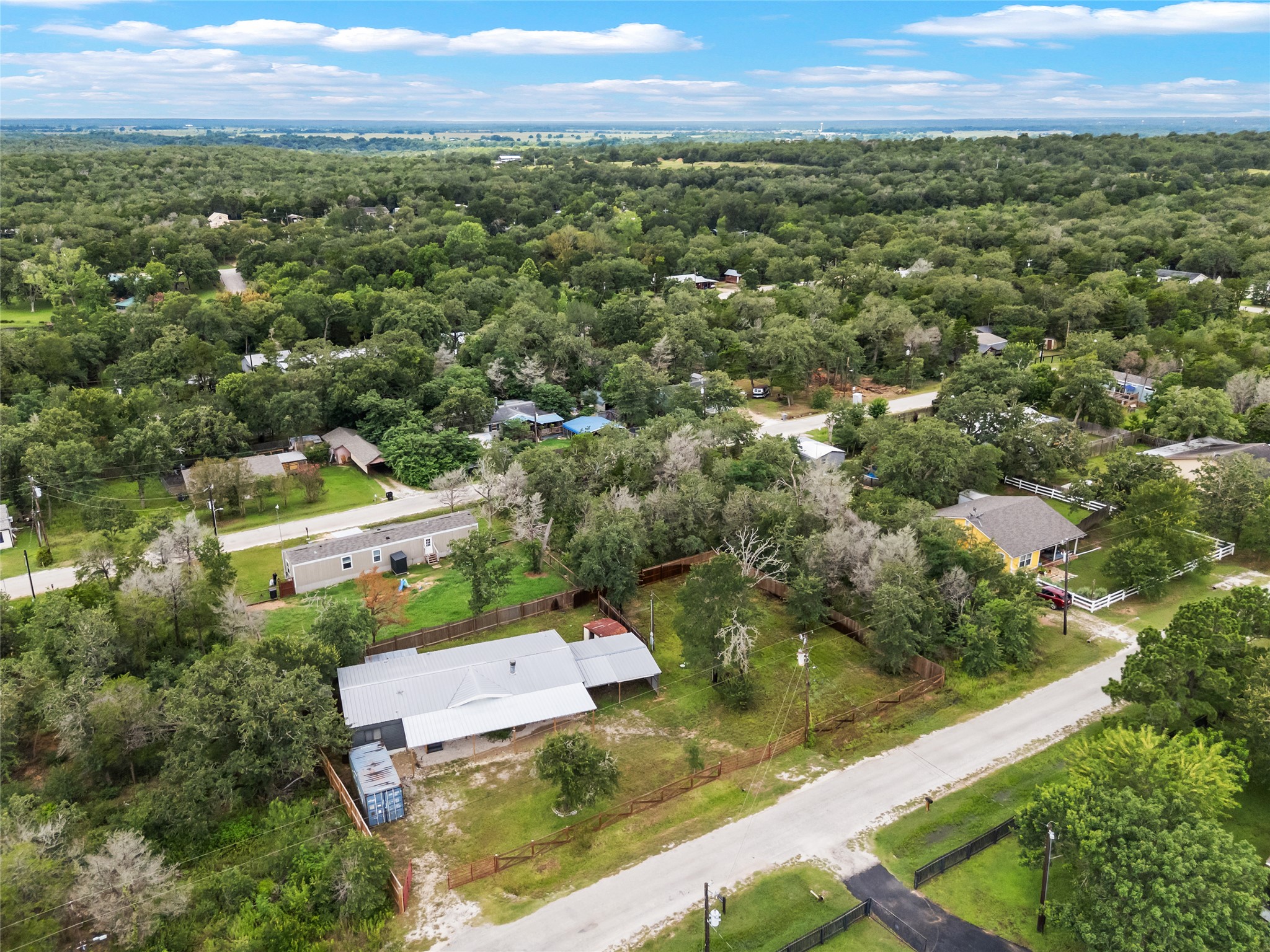 main property photo 35