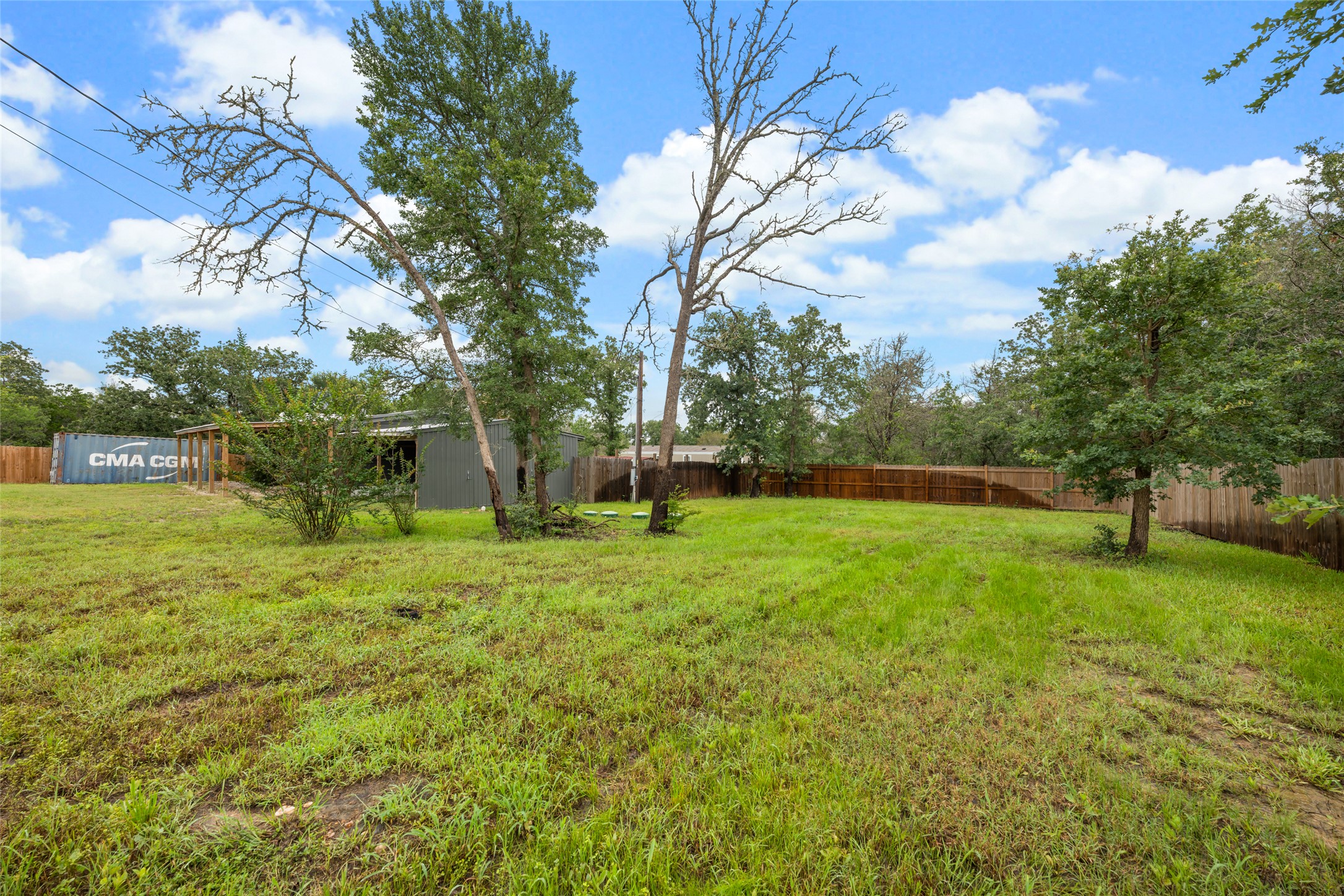 main property photo 5