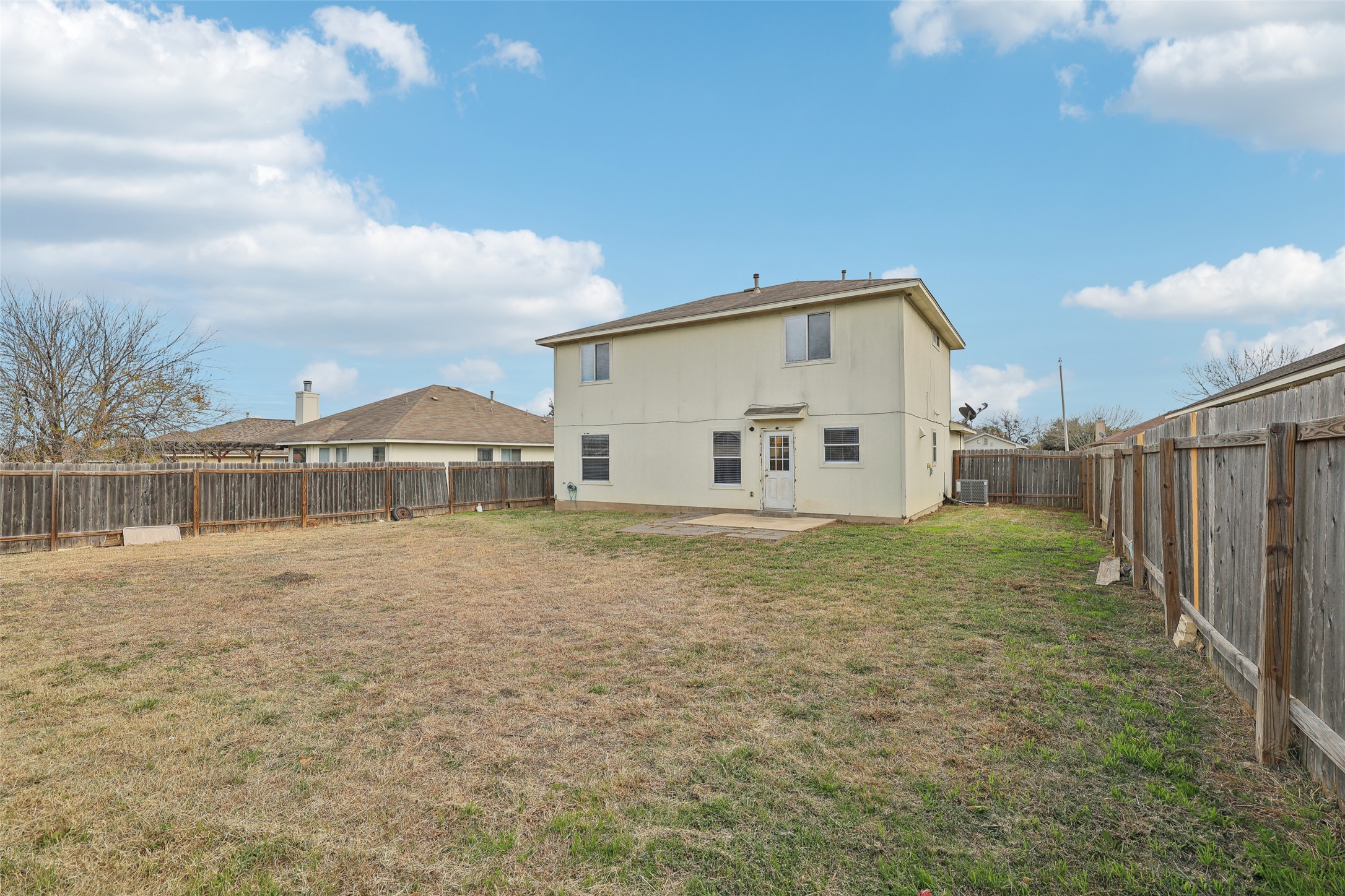 main property photo 32
