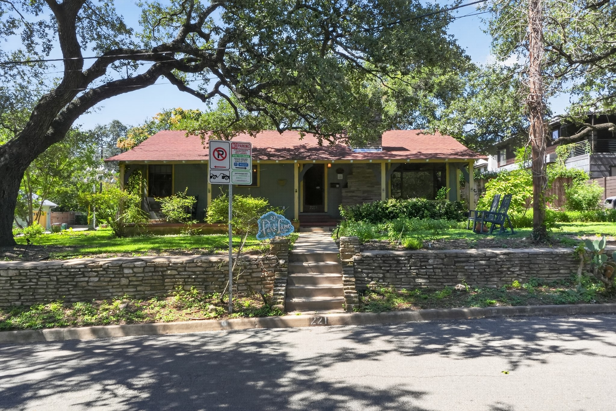 main property photo 2