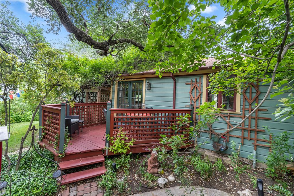 main property photo 22
