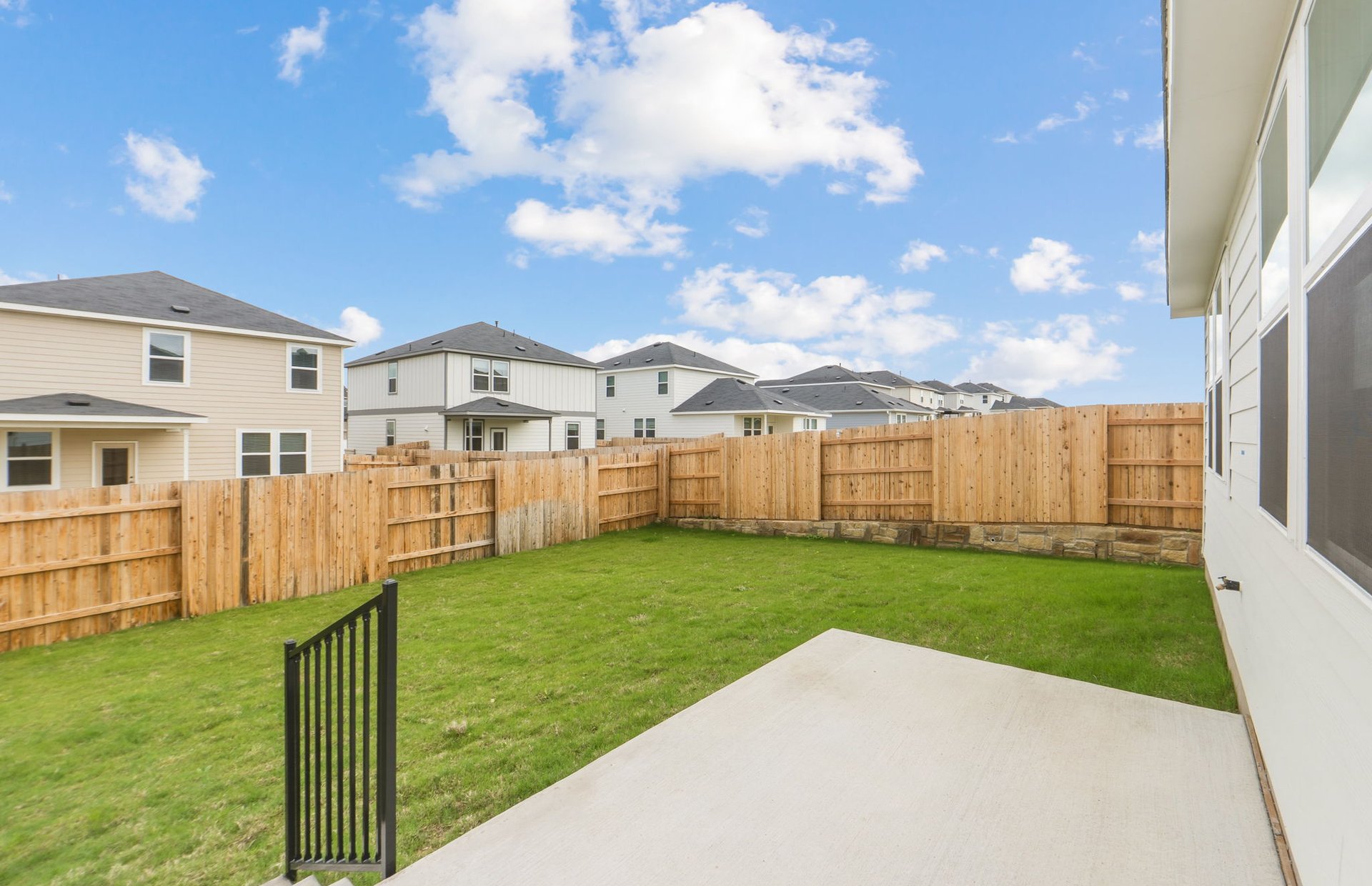 main property photo 22